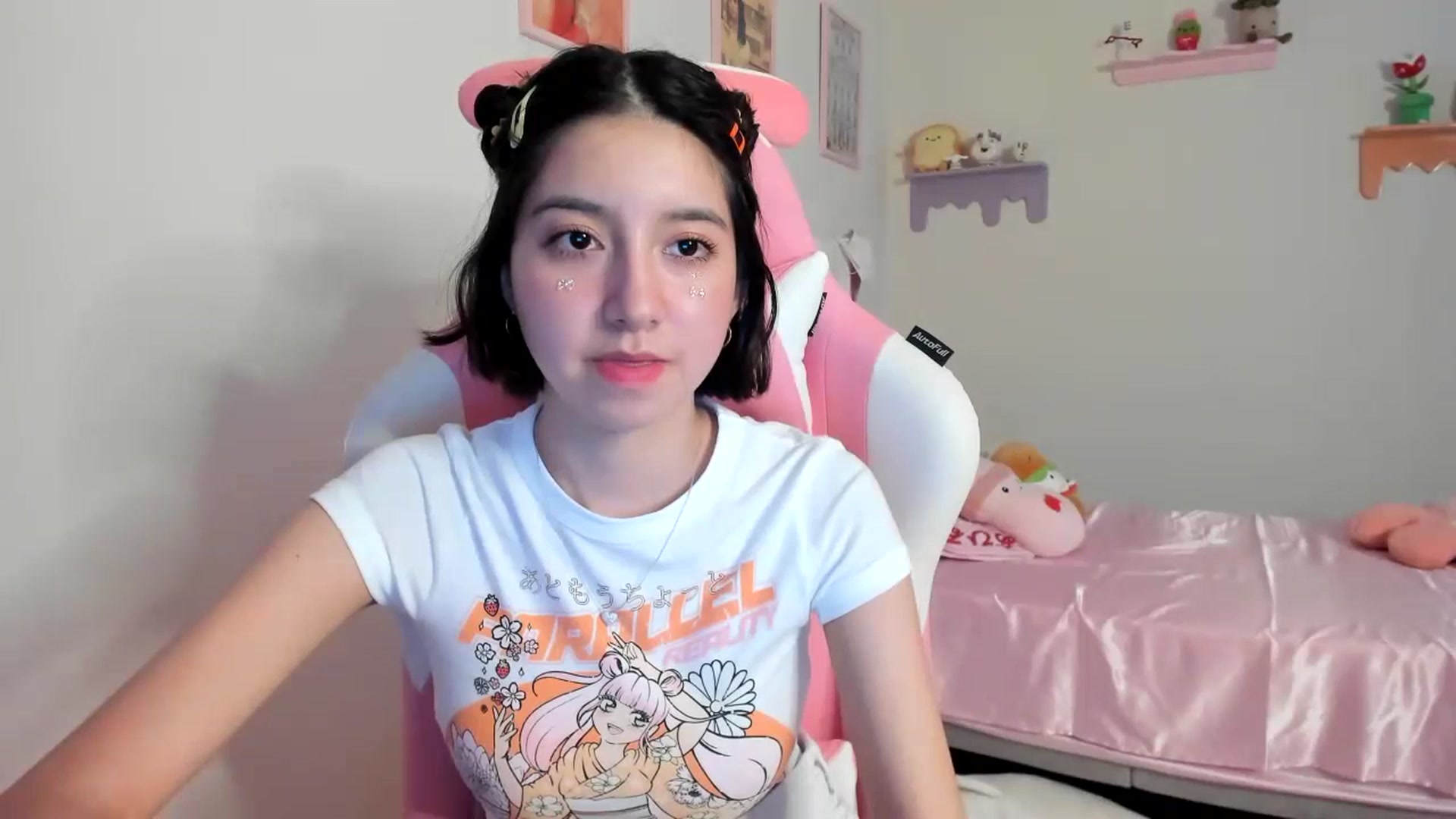Gallery image thumbnail from Cherrycute666's myfreecams stream on, 07/20/2023, 05:00 image 19 of 20