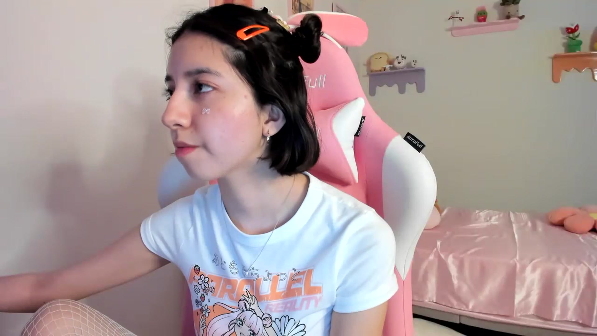 Gallery image thumbnail from Cherrycute666's myfreecams stream on, 07/20/2023, 05:00 image 9 of 20