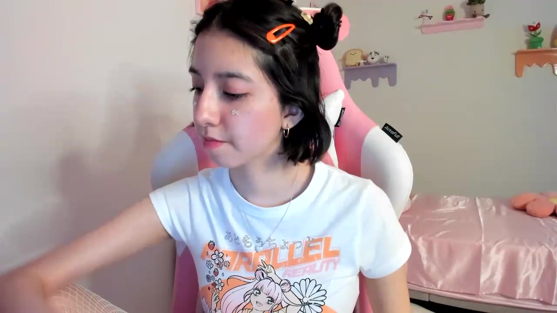 Gallery image thumbnail from Cherrycute666's myfreecams stream on, 07/20/2023, 05:00 image 11 of 20