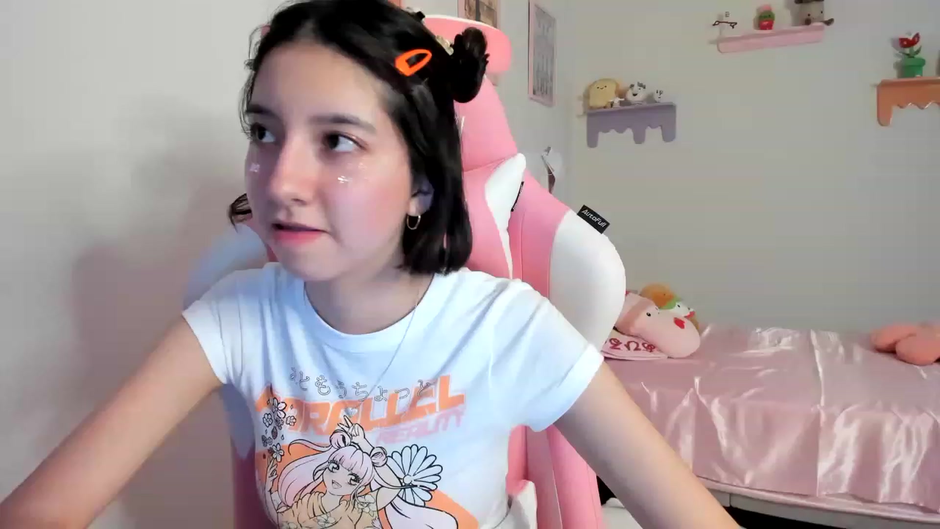 Gallery image thumbnail from Cherrycute666's myfreecams stream on, 07/20/2023, 06:51 image 5 of 20