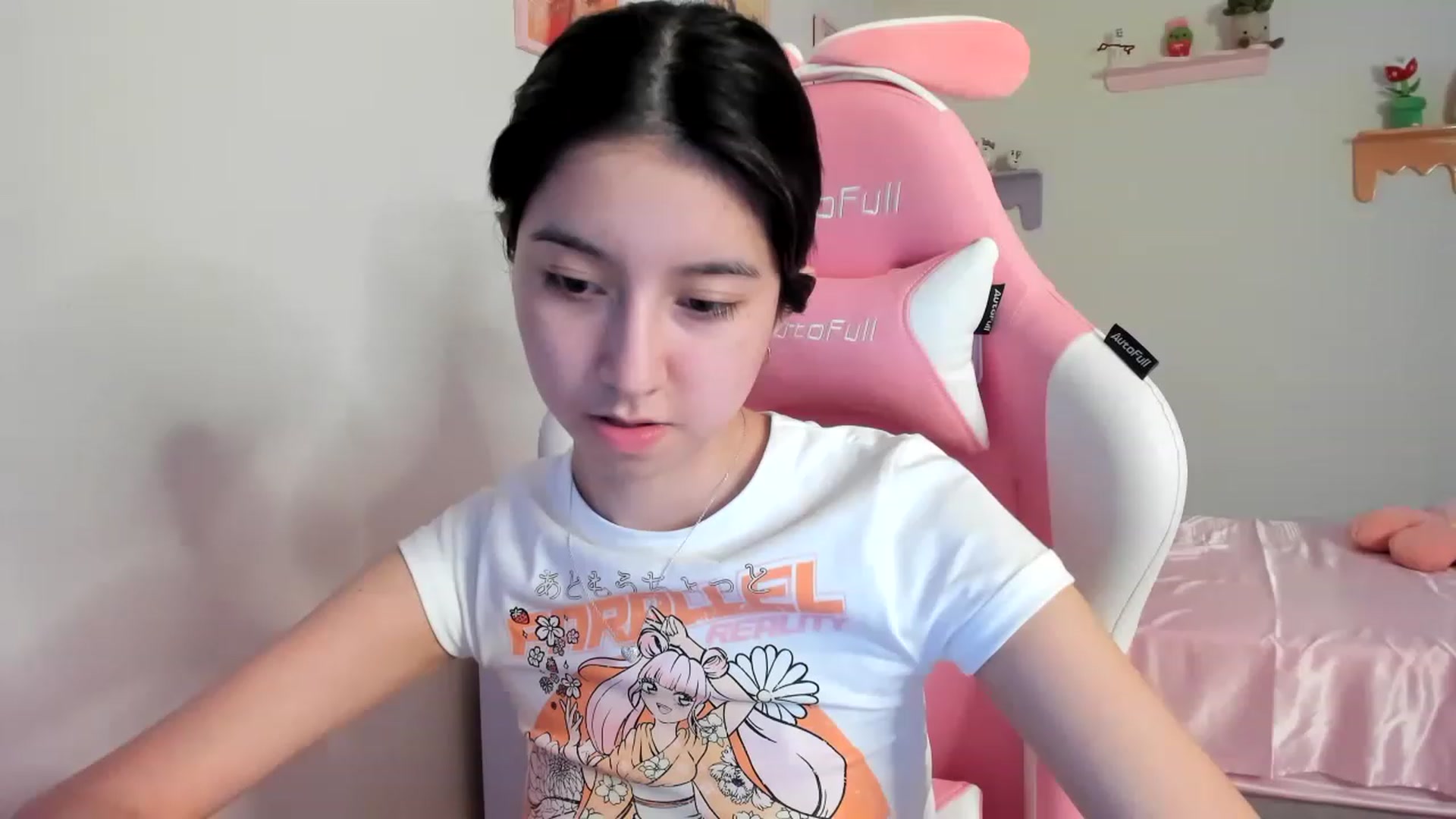 Gallery image thumbnail from Cherrycute666's myfreecams stream on, 07/20/2023, 07:22 image 6 of 20
