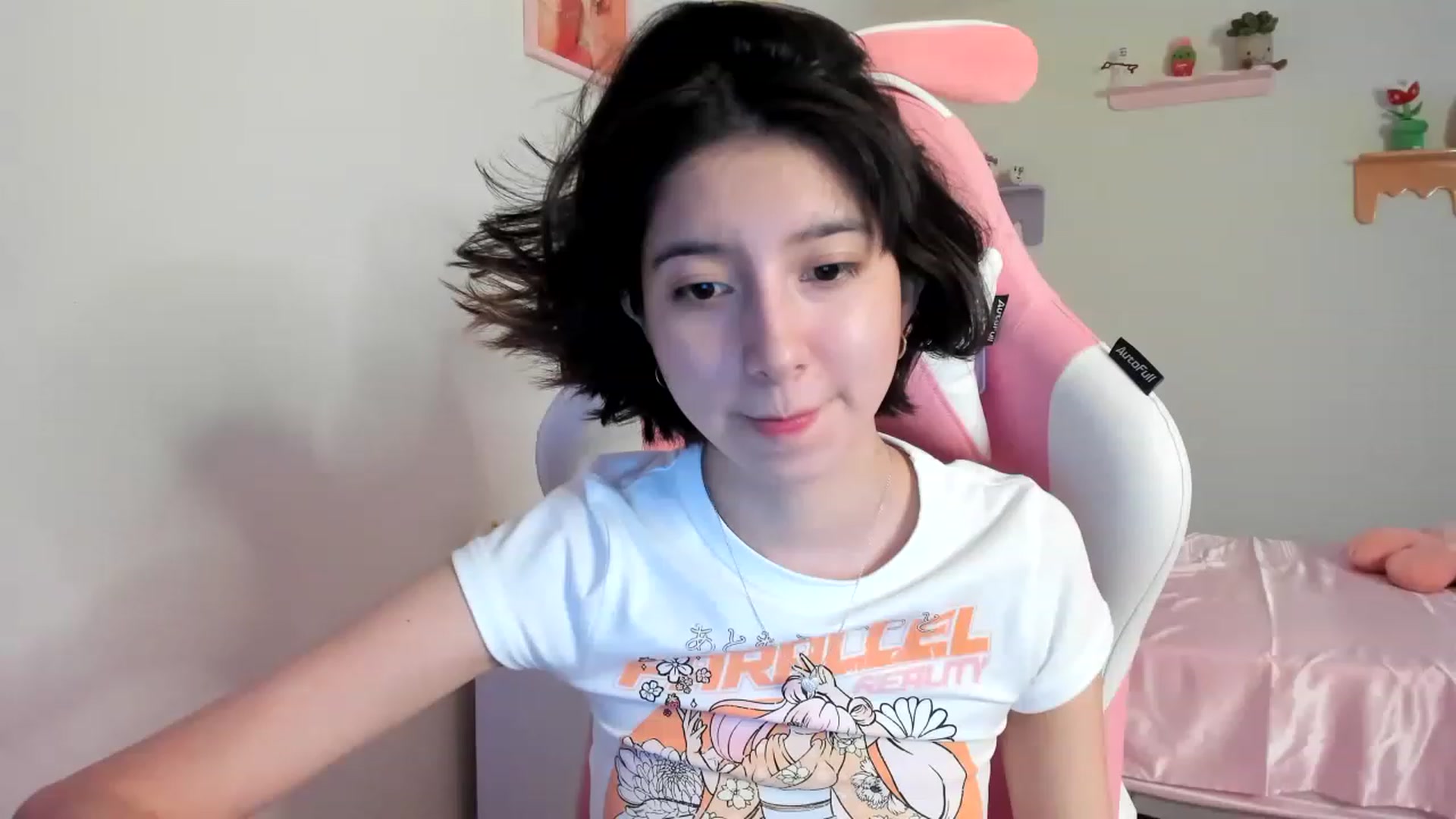 Gallery image thumbnail from Cherrycute666's myfreecams stream on, 07/20/2023, 07:22 image 3 of 20