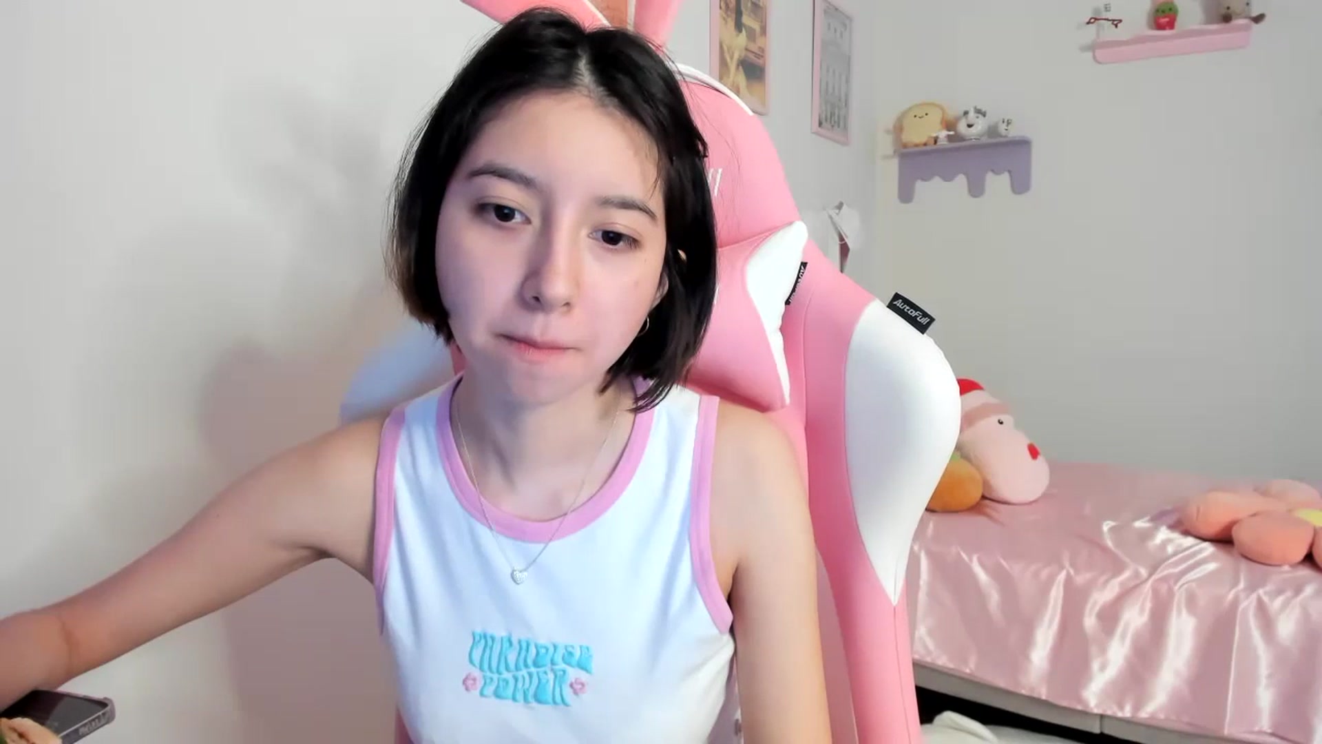 Gallery image thumbnail from Cherrycute666's myfreecams stream on, 07/21/2023, 24:06 image 3 of 20