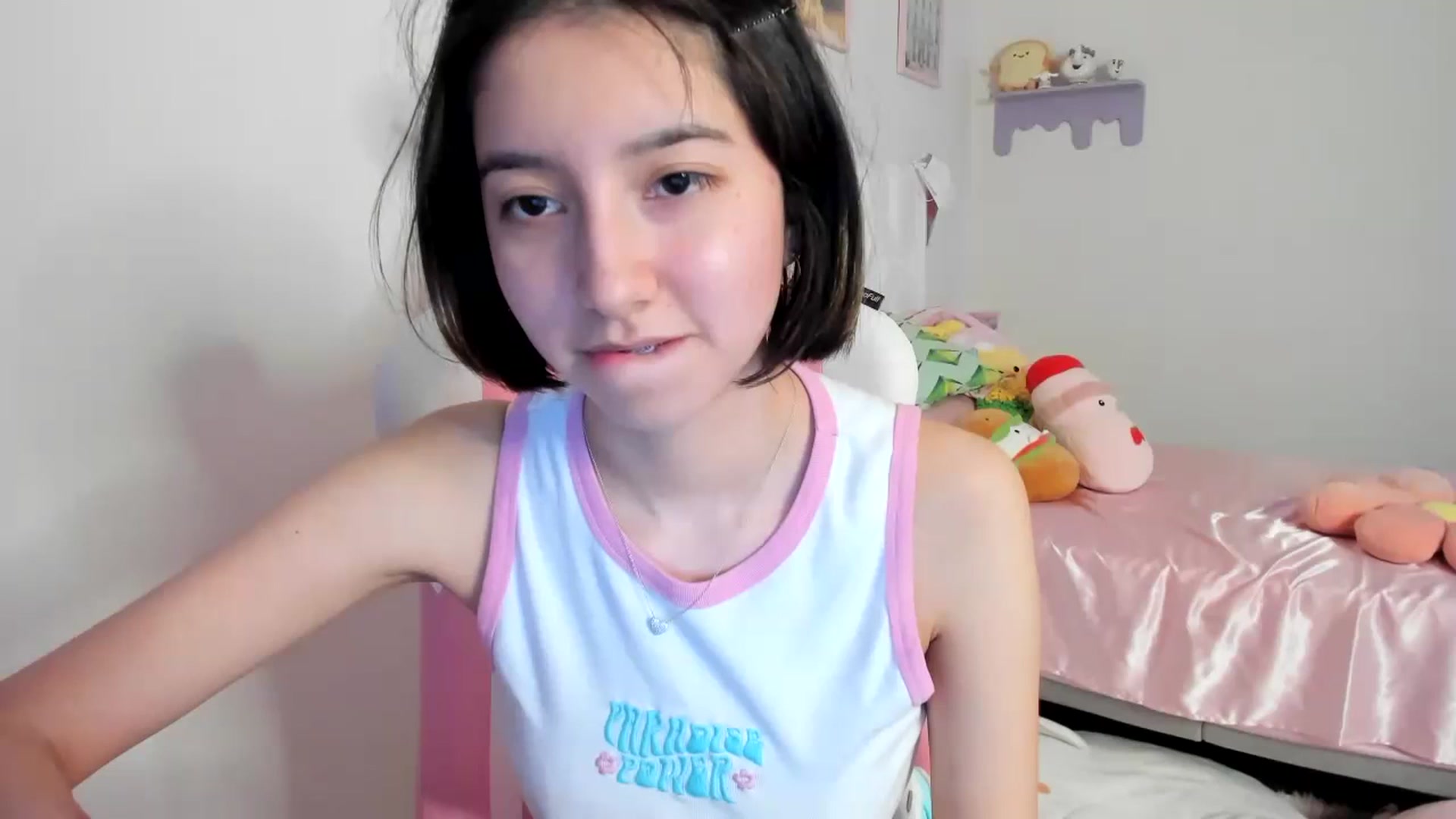 Gallery image thumbnail from Cherrycute666's myfreecams stream on, 07/21/2023, 24:06 image 1 of 20