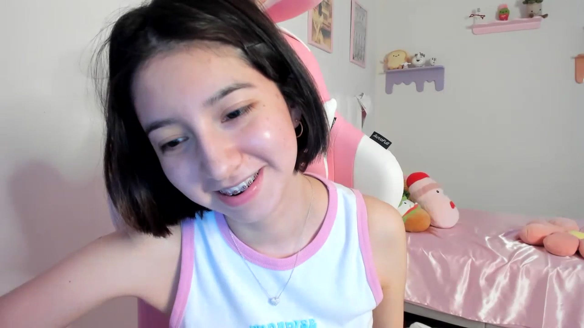 Gallery image thumbnail from Cherrycute666's myfreecams stream on, 07/21/2023, 03:30 image 20 of 20