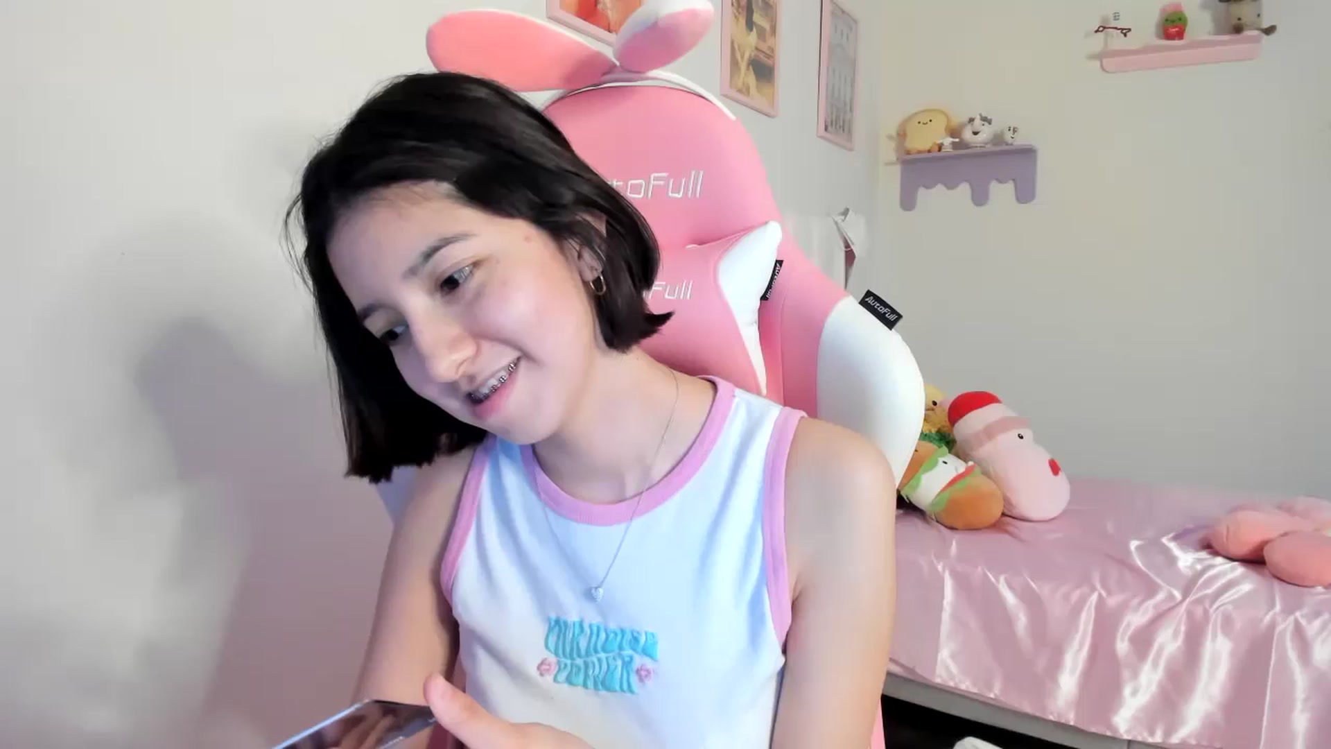 Gallery image thumbnail from Cherrycute666's myfreecams stream on, 07/21/2023, 03:30 image 15 of 20