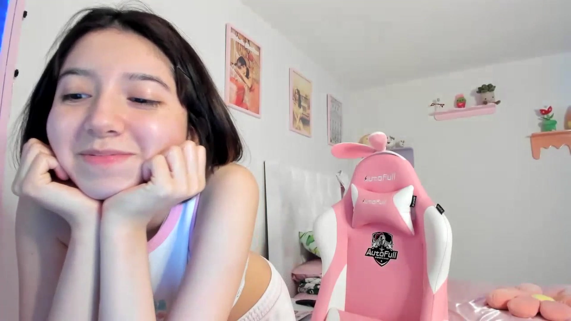 Gallery image thumbnail from Cherrycute666's myfreecams stream on, 07/21/2023, 05:34 image 8 of 20
