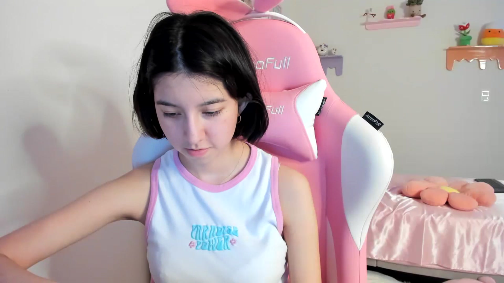 Gallery image thumbnail from Cherrycute666's myfreecams stream on, 07/21/2023, 07:24 image 9 of 20