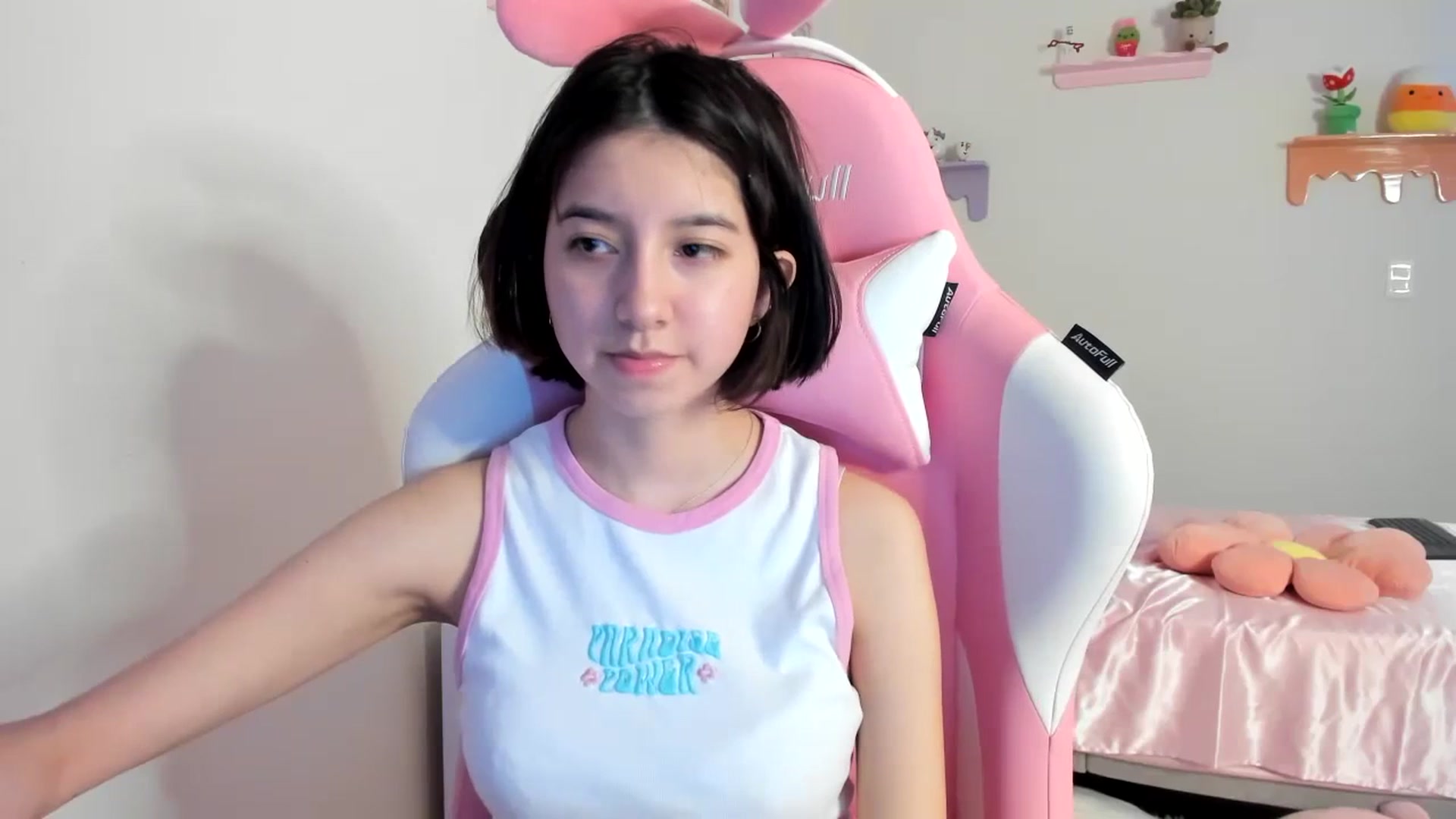 Gallery image thumbnail from Cherrycute666's myfreecams stream on, 07/21/2023, 07:24 image 8 of 20