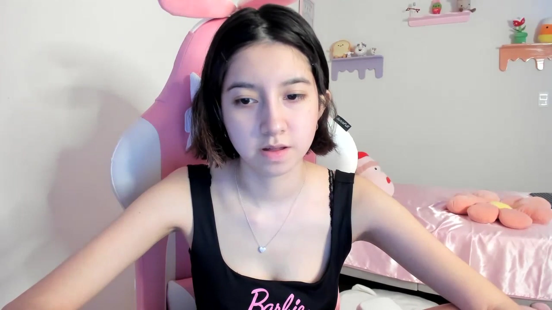 Gallery image thumbnail from Cherrycute666's myfreecams stream on, 07/21/2023, 09:01 image 18 of 20