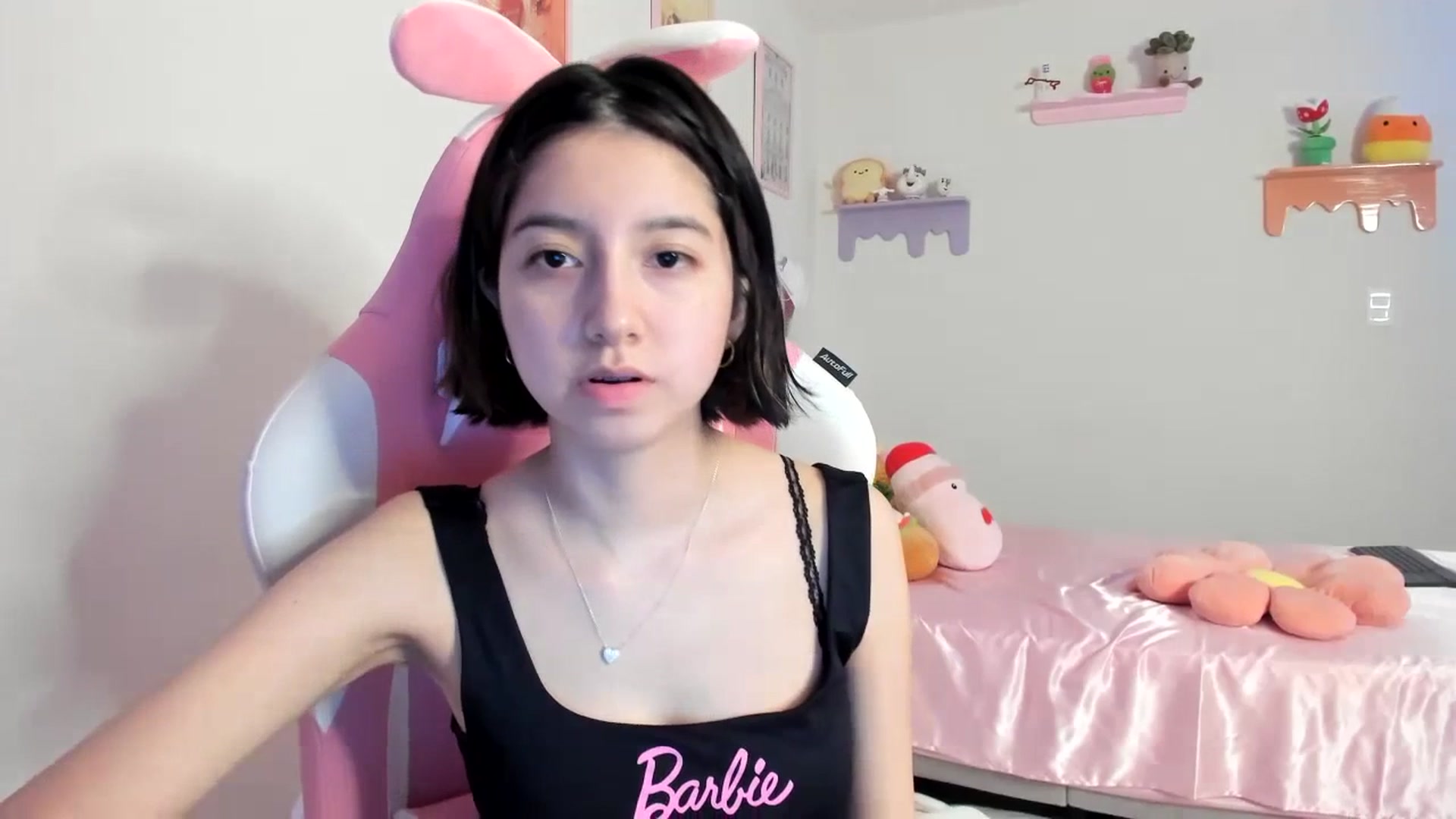 Gallery image thumbnail from Cherrycute666's myfreecams stream on, 07/21/2023, 09:01 image 8 of 20