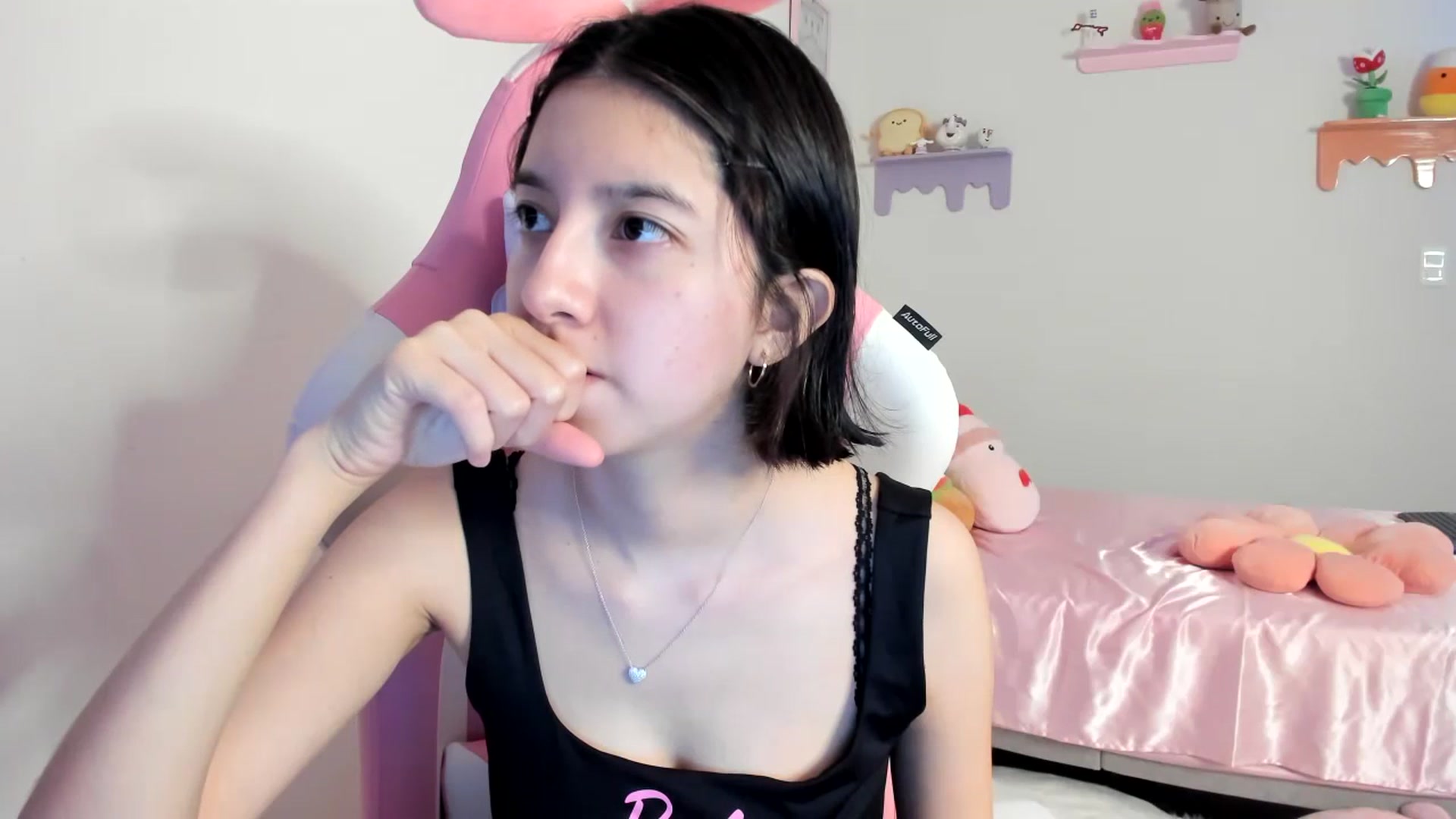 Gallery image thumbnail from Cherrycute666's myfreecams stream on, 07/21/2023, 09:01 image 20 of 20