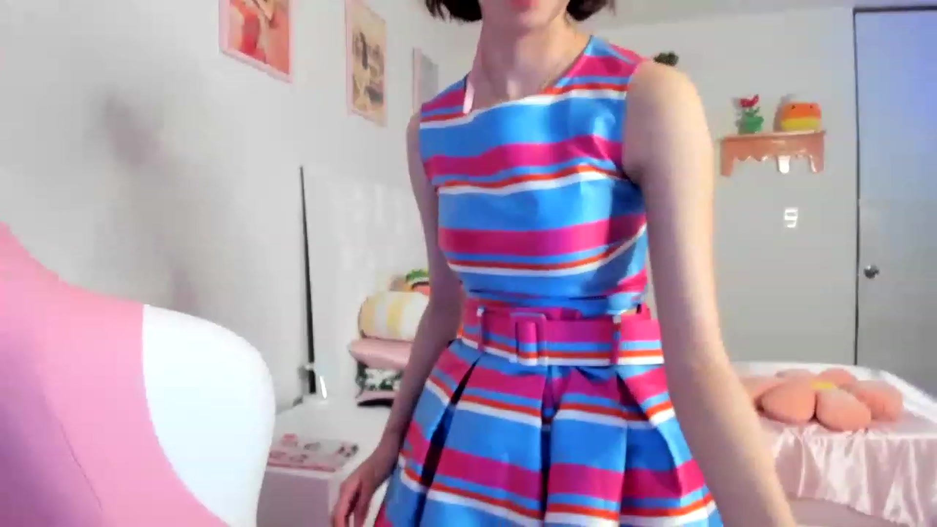 Gallery image thumbnail from Cherrycute666's myfreecams stream on, 07/24/2023, 04:31 image 4 of 20