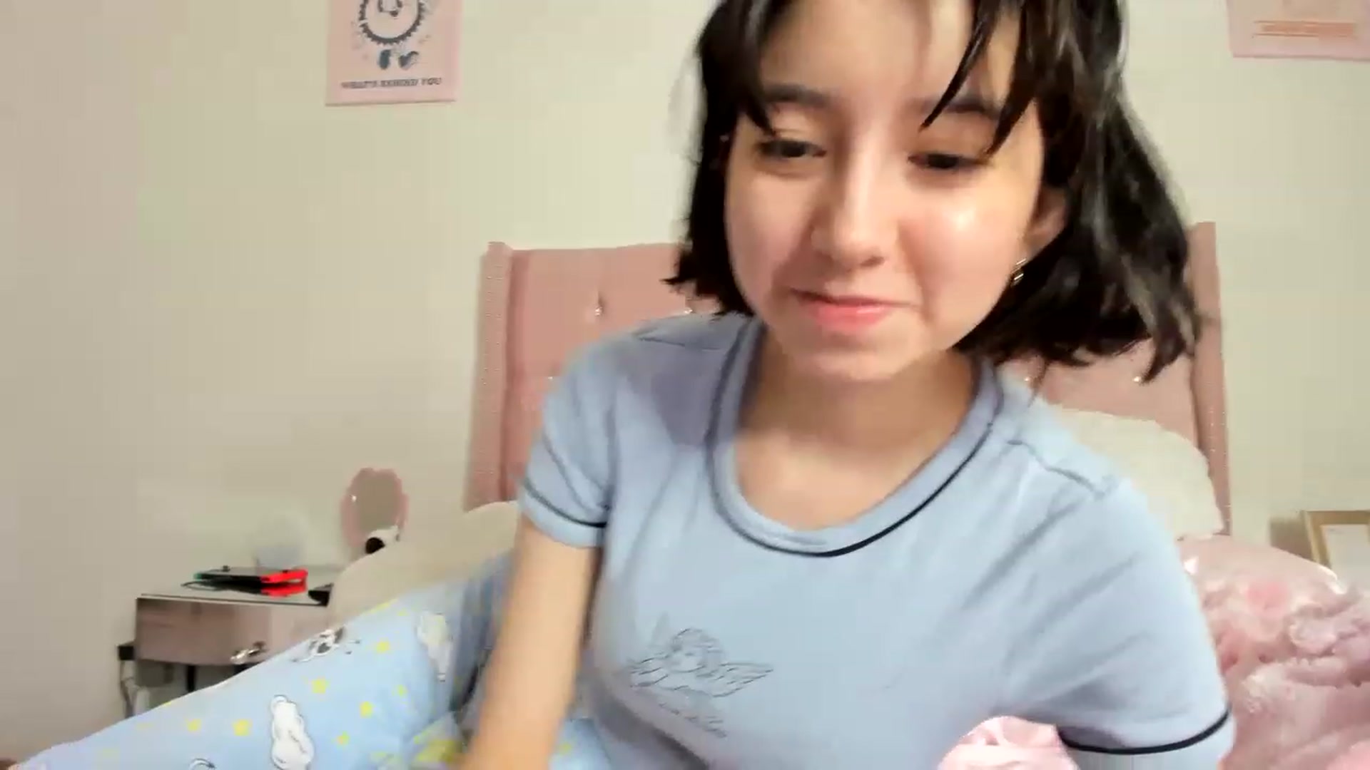 Gallery image thumbnail from Cherrycute666's myfreecams stream on, 07/24/2023, 09:35 image 17 of 20