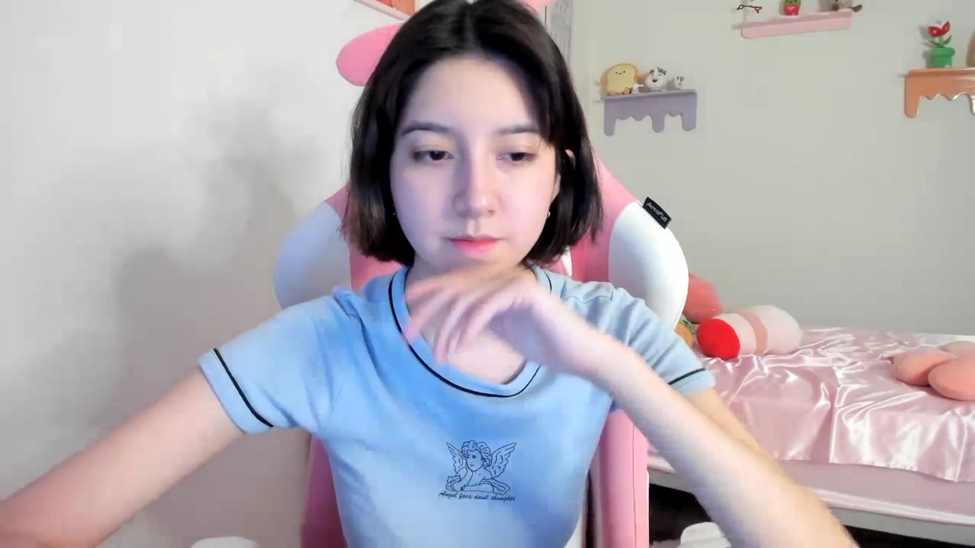 Gallery image thumbnail from Cherrycute666's myfreecams stream on, 07/24/2023, 22:54 image 3 of 20