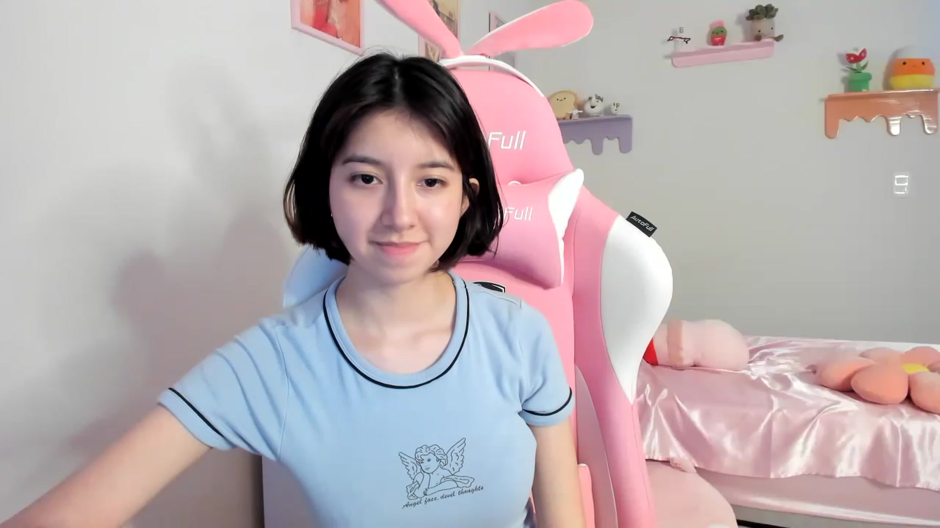 Gallery image thumbnail from Cherrycute666's myfreecams stream on, 07/25/2023, 07:34 image 4 of 20