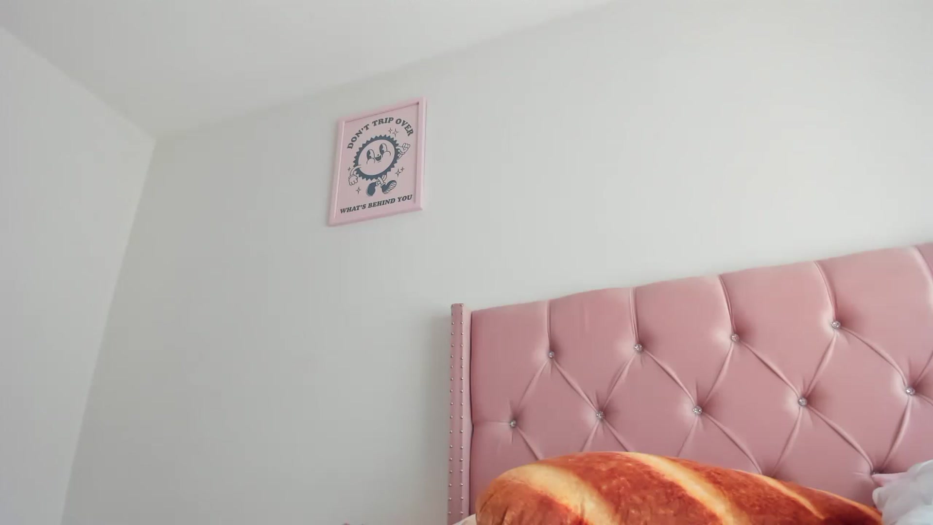 Gallery image thumbnail from Cherrycute666's myfreecams stream on, 07/25/2023, 23:16 image 19 of 20