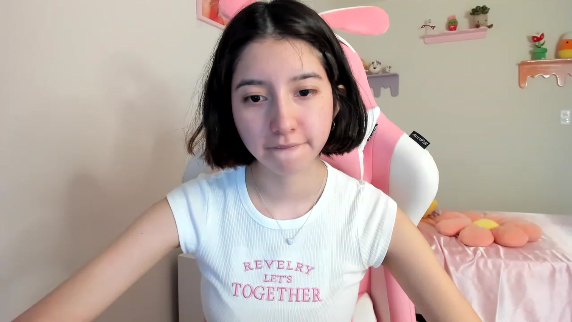 Gallery image thumbnail from Cherrycute666's myfreecams stream on, 07/30/2023, 21:21 image 4 of 20