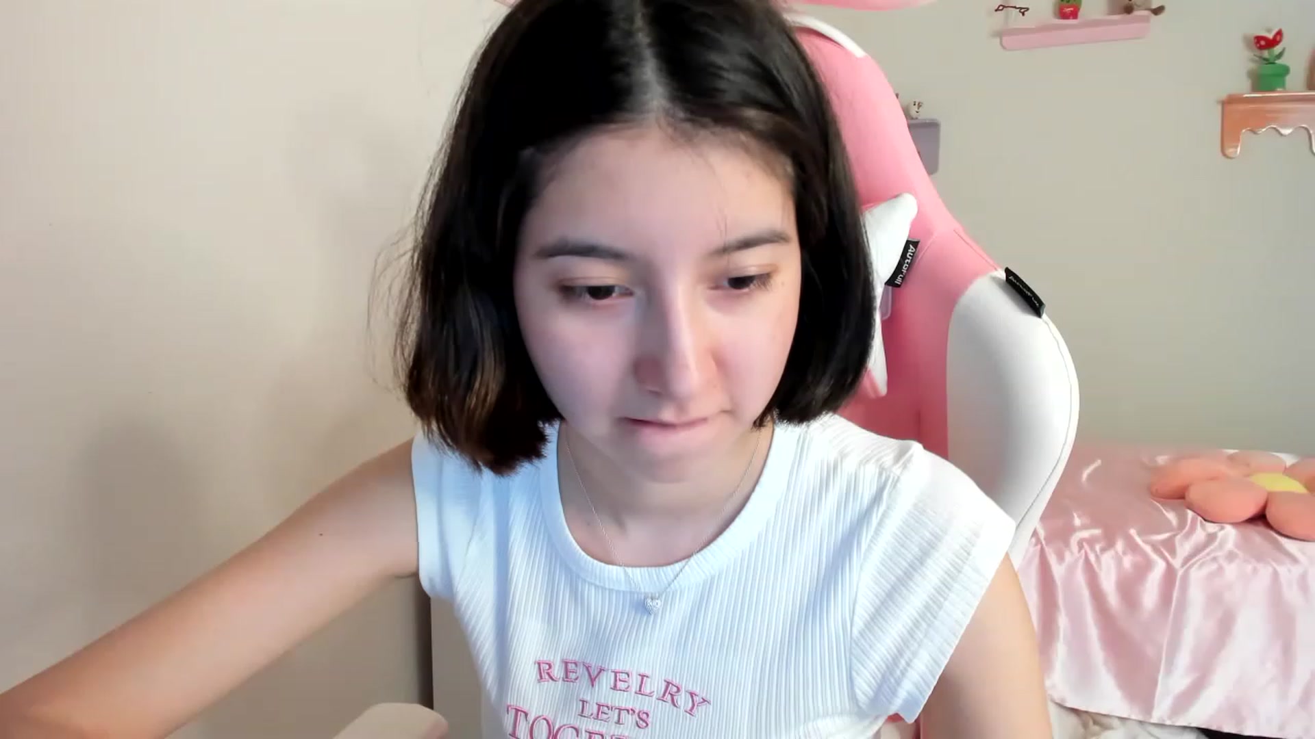 Gallery image thumbnail from Cherrycute666's myfreecams stream on, 07/30/2023, 22:00 image 13 of 20