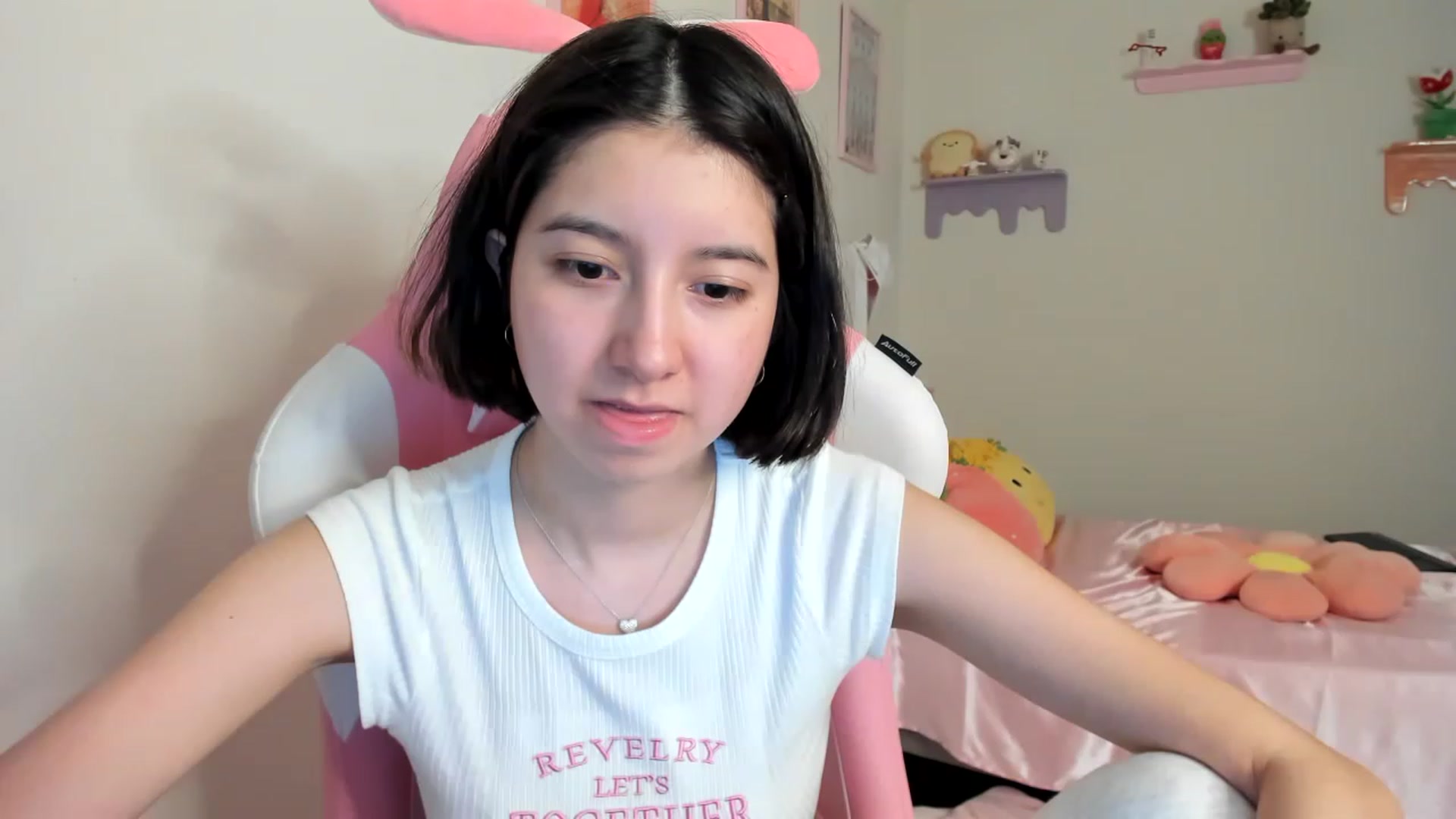 Gallery image thumbnail from Cherrycute666's myfreecams stream on, 07/30/2023, 23:50 image 13 of 20