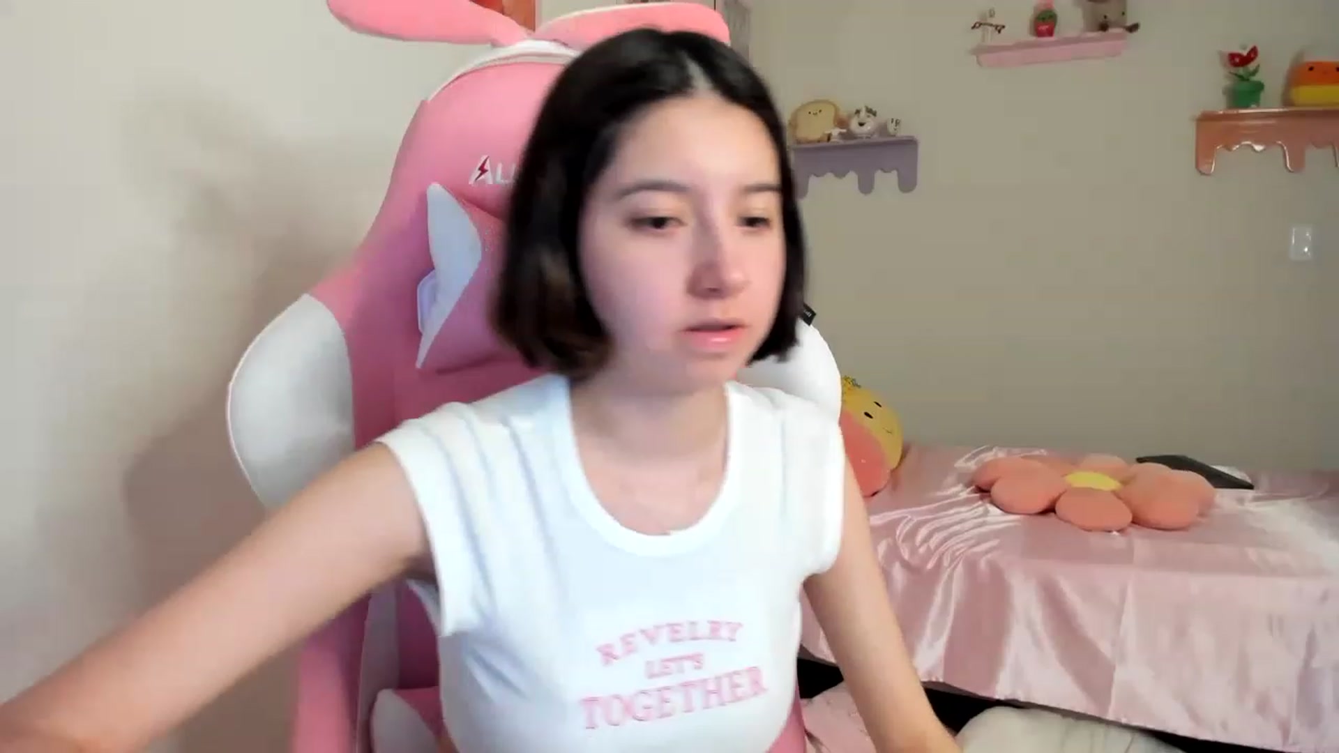Gallery image thumbnail from Cherrycute666's myfreecams stream on, 07/30/2023, 23:50 image 9 of 20
