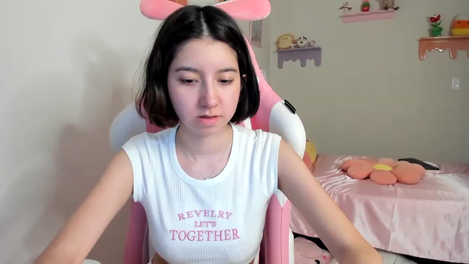 Gallery image thumbnail from Cherrycute666's myfreecams stream on, 07/30/2023, 23:50 image 7 of 20
