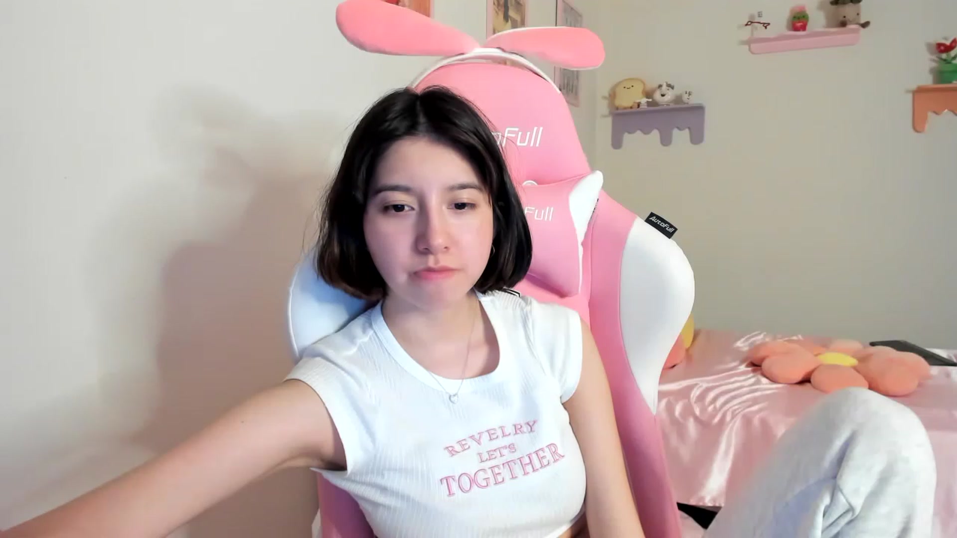 Gallery image thumbnail from Cherrycute666's myfreecams stream on, 07/31/2023, 04:07 image 20 of 20