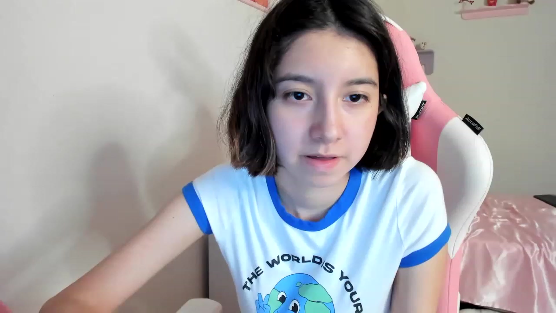 Gallery image thumbnail from Cherrycute666's myfreecams stream on, 08/01/2023, 05:26 image 5 of 20