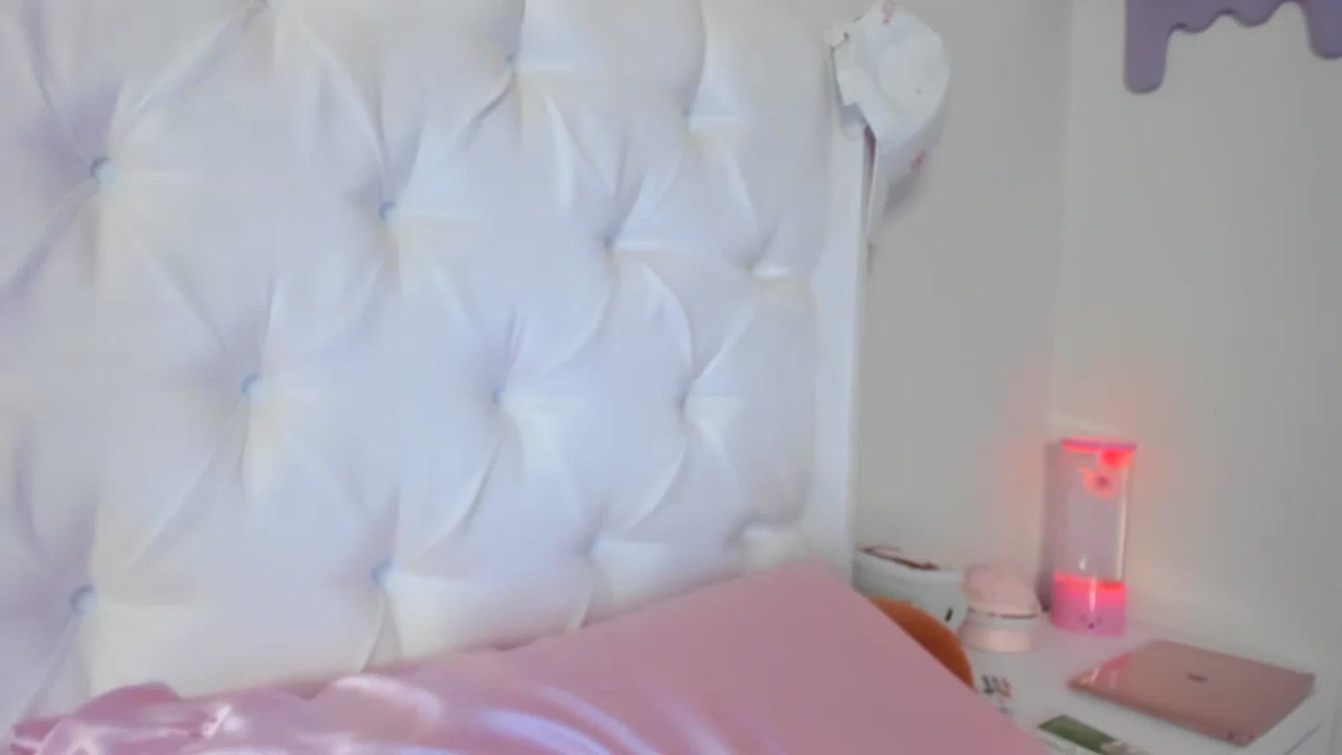 Gallery image thumbnail from Cherrycute666's myfreecams stream on, 08/03/2023, 08:19 image 20 of 20