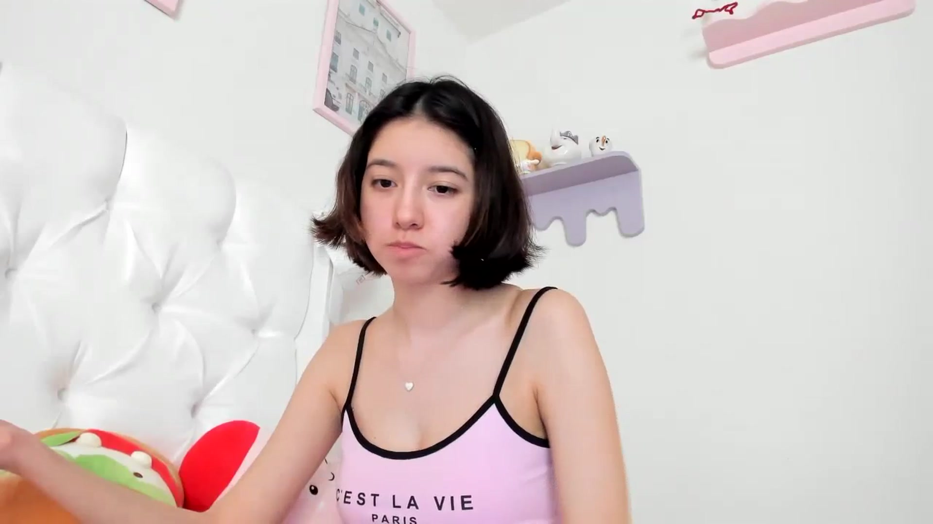 Gallery image thumbnail from Cherrycute666's myfreecams stream on, 08/03/2023, 22:29 image 3 of 20
