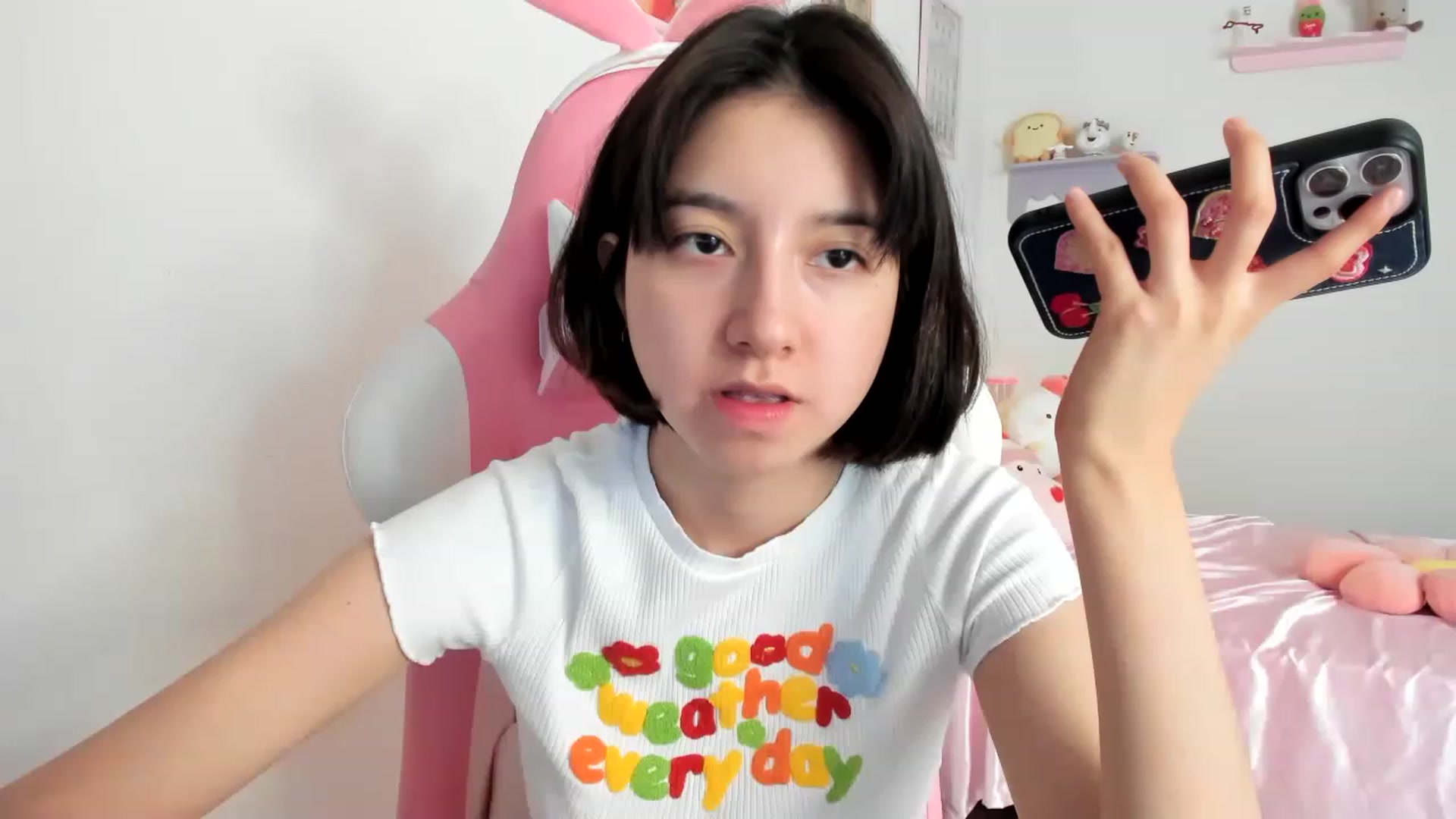 Gallery image thumbnail from Cherrycute666's myfreecams stream on, 08/05/2023, 15:38 image 18 of 20