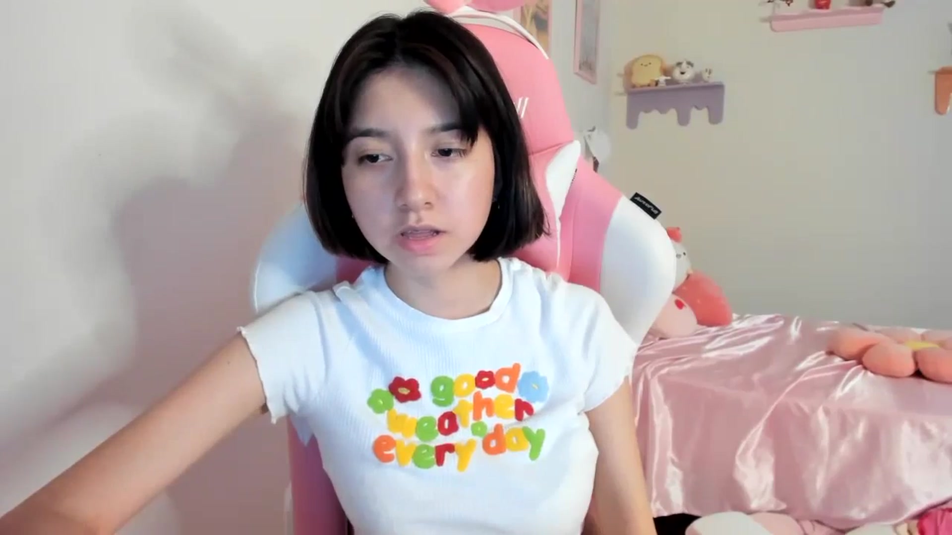 Gallery image thumbnail from Cherrycute666's myfreecams stream on, 08/06/2023, 04:55 image 15 of 20