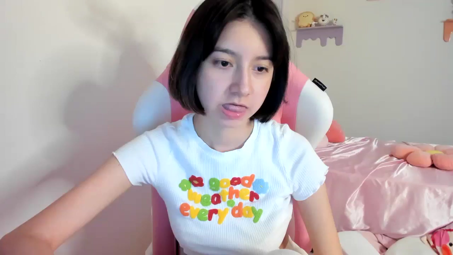 Gallery image thumbnail from Cherrycute666's myfreecams stream on, 08/06/2023, 04:55 image 9 of 20