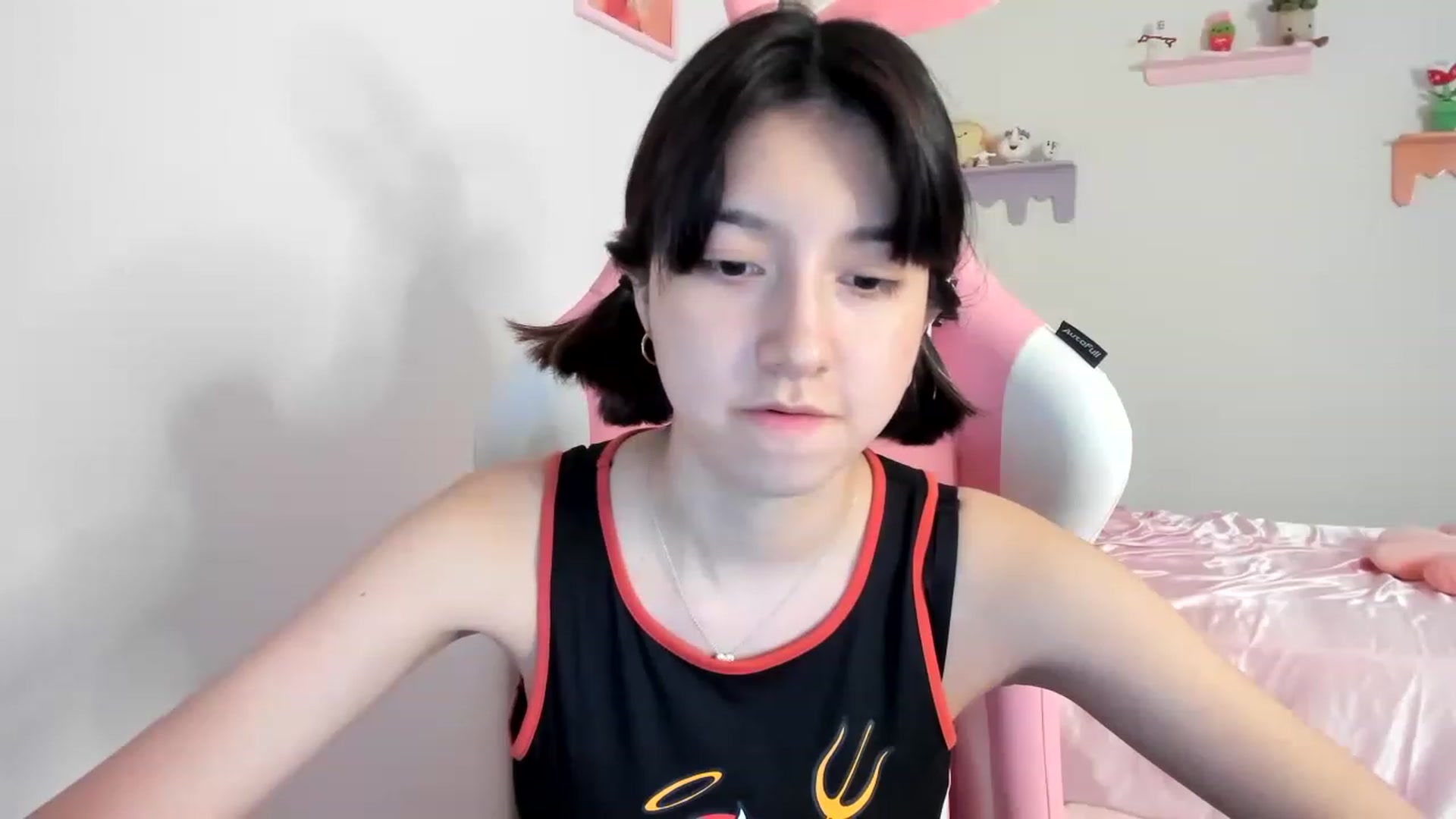 Gallery image thumbnail from Cherrycute666's myfreecams stream on, 08/06/2023, 23:16 image 19 of 20