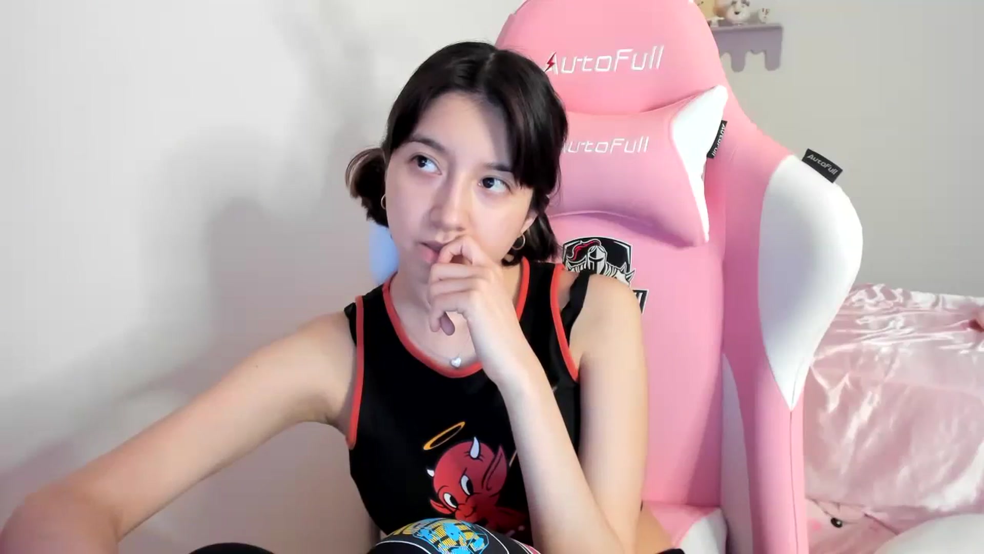 Gallery image thumbnail from Cherrycute666's myfreecams stream on, 08/07/2023, 03:50 image 8 of 20