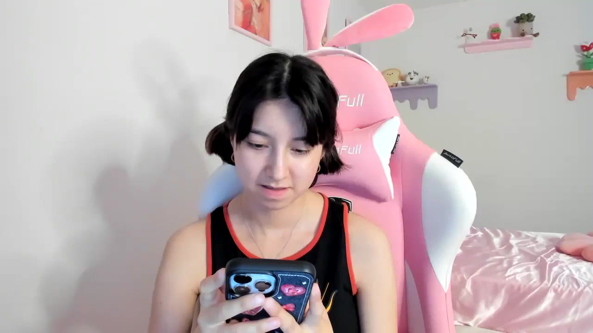 Gallery image thumbnail from Cherrycute666's myfreecams stream on, 08/07/2023, 04:16 image 20 of 20