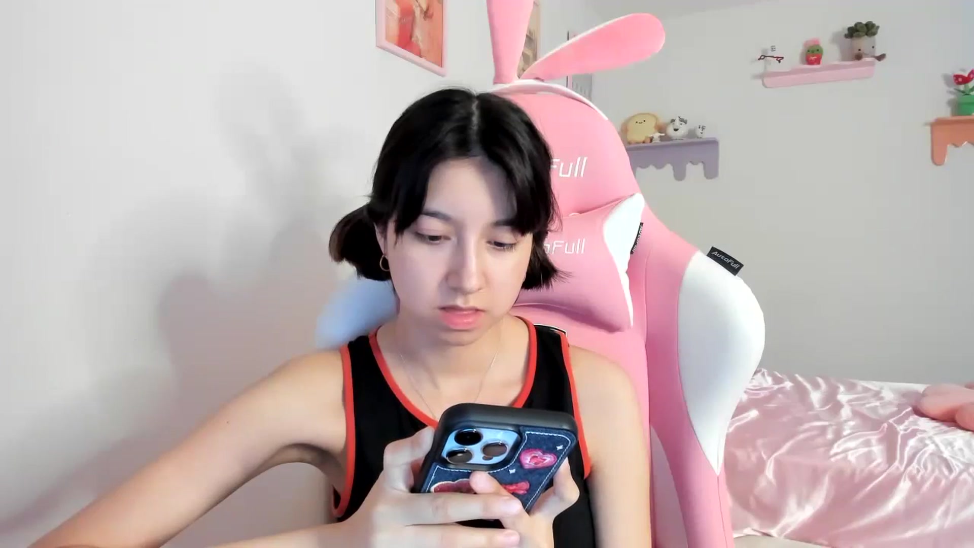 Gallery image thumbnail from Cherrycute666's myfreecams stream on, 08/07/2023, 04:16 image 19 of 20