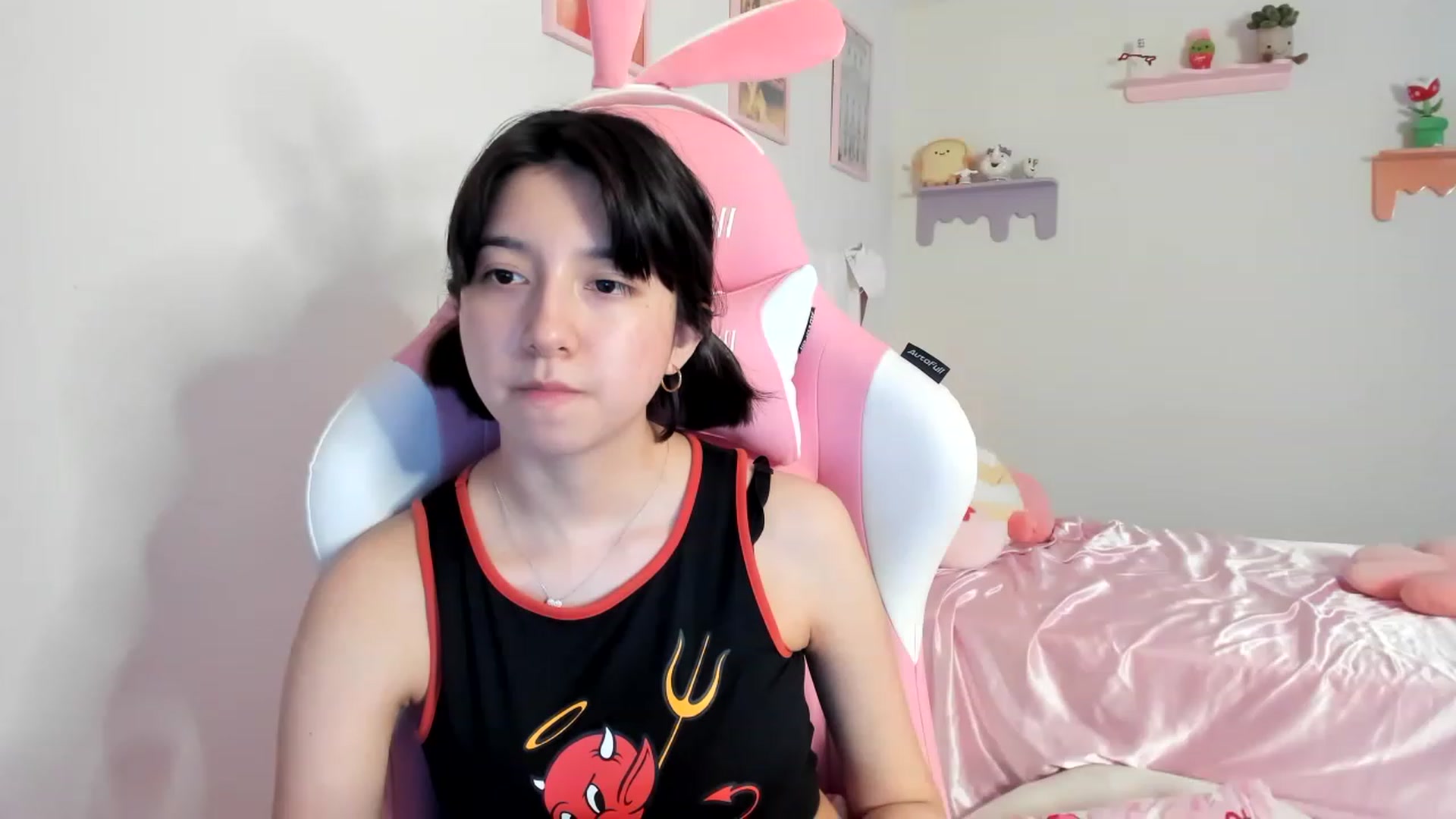Gallery image thumbnail from Cherrycute666's myfreecams stream on, 08/07/2023, 05:05 image 6 of 20
