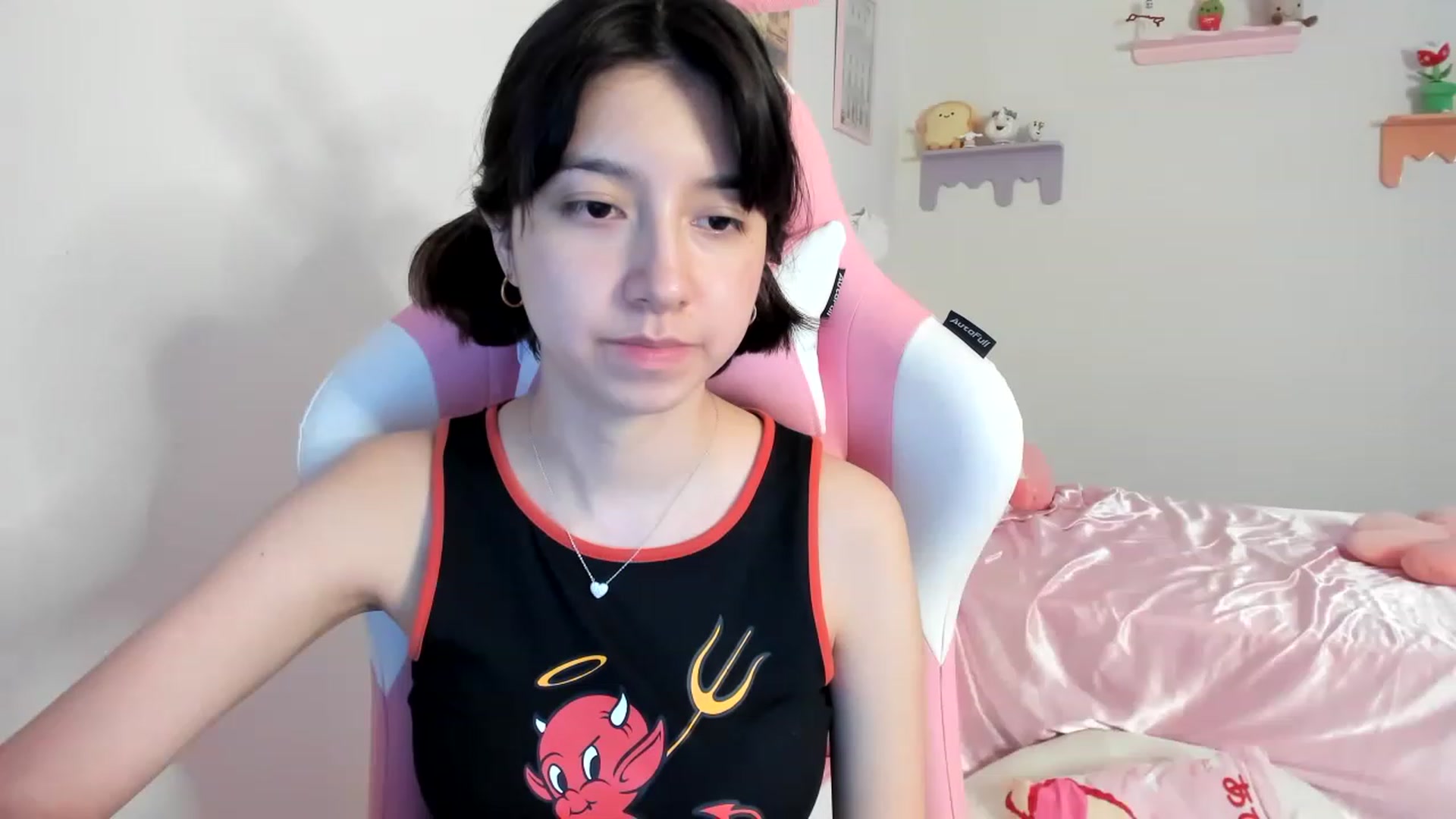 Gallery image thumbnail from Cherrycute666's myfreecams stream on, 08/07/2023, 05:28 image 5 of 20
