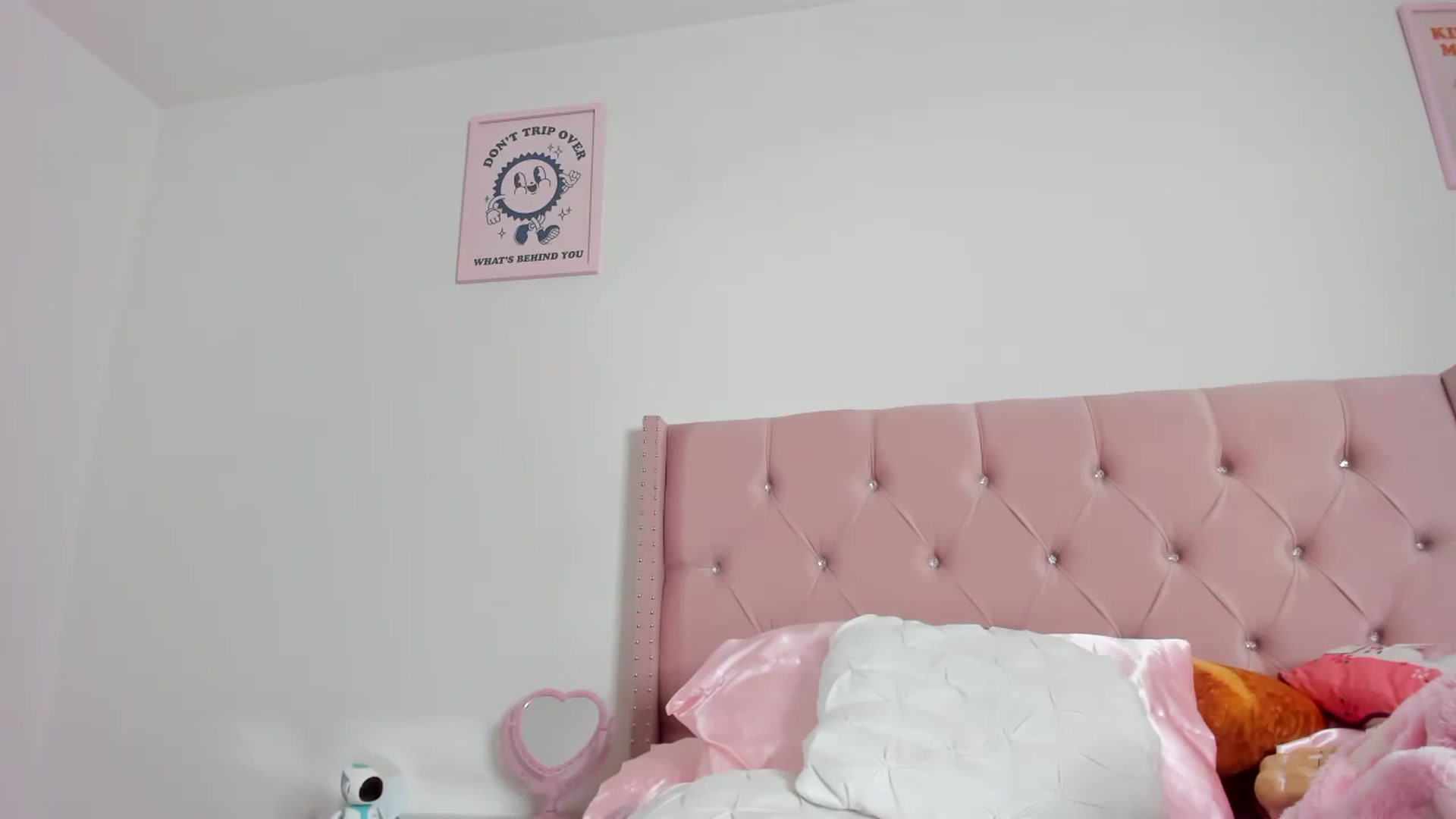 Gallery image thumbnail from Cherrycute666's myfreecams stream on, 08/07/2023, 09:40 image 9 of 20