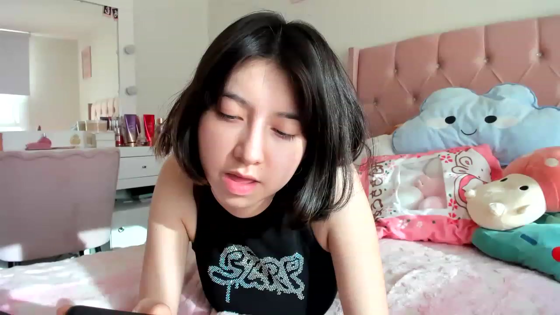 Gallery image thumbnail from Cherrycute666's myfreecams stream on, 08/07/2023, 23:38 image 20 of 20