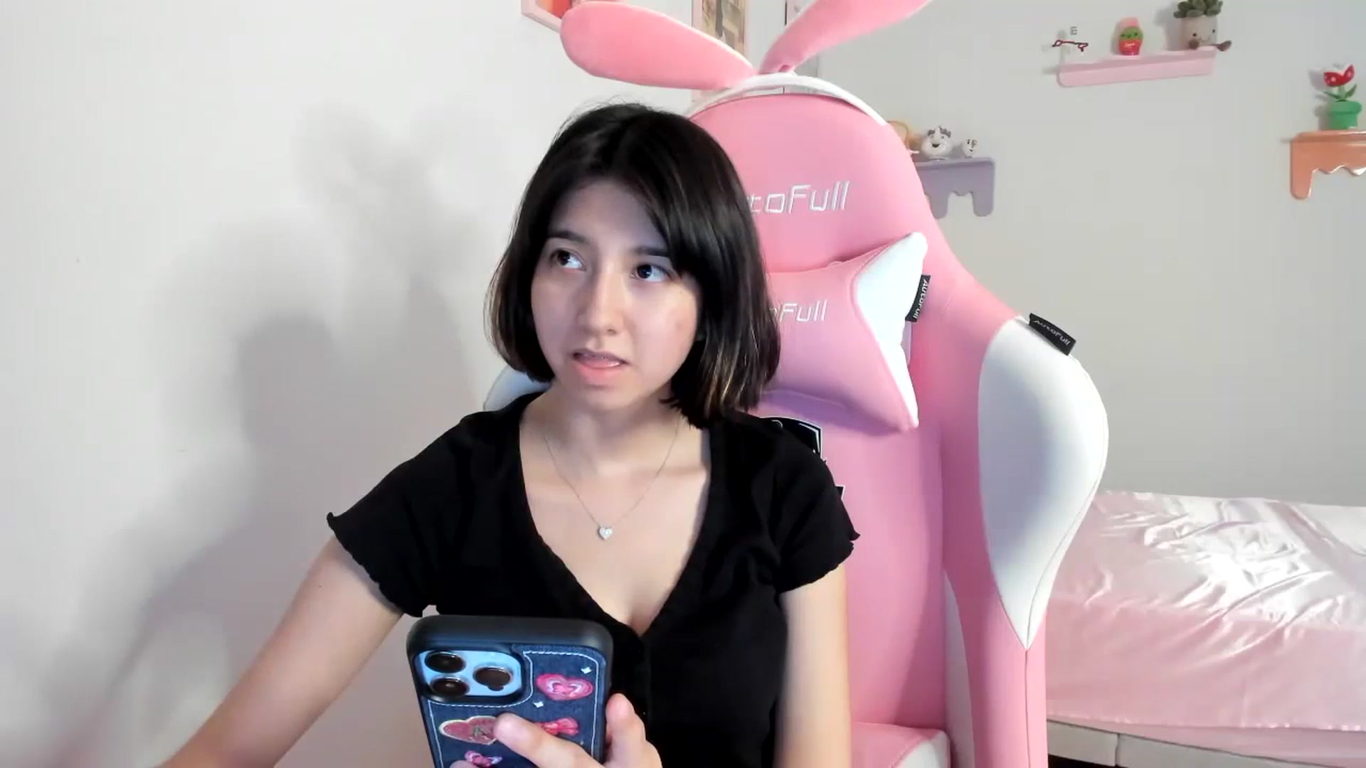 Gallery image thumbnail from Cherrycute666's myfreecams stream on, 08/09/2023, 04:53 image 20 of 20