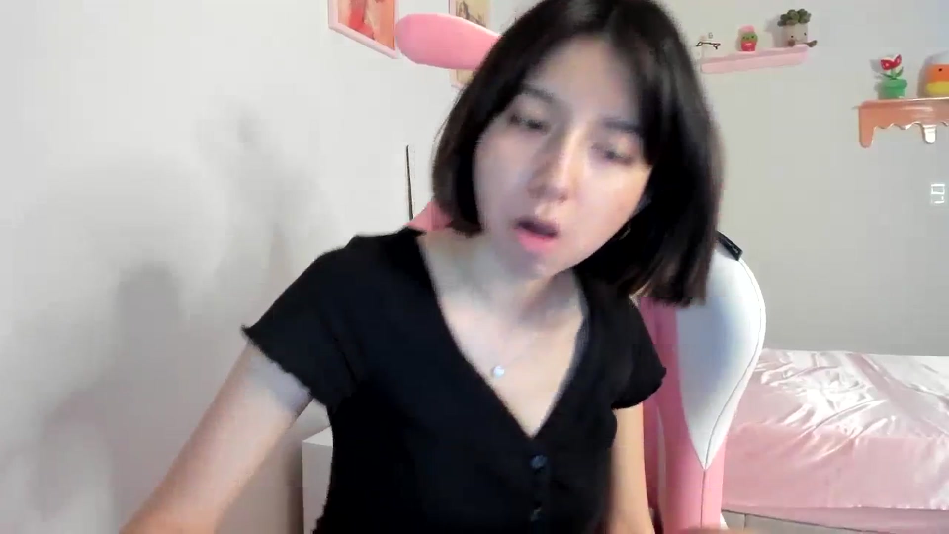 Gallery image thumbnail from Cherrycute666's myfreecams stream on, 08/09/2023, 04:53 image 15 of 20