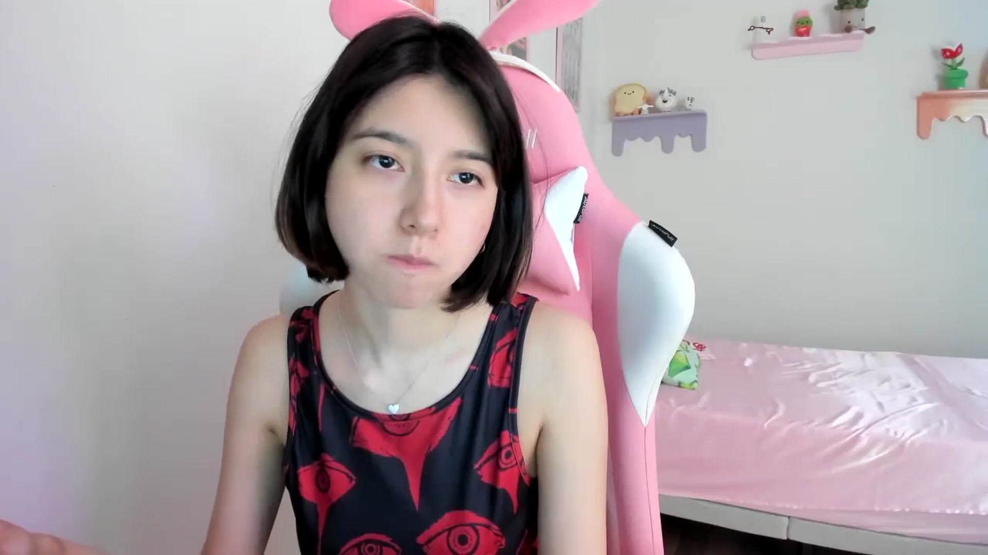 Gallery image thumbnail from Cherrycute666's myfreecams stream on, 08/09/2023, 17:34 image 16 of 20