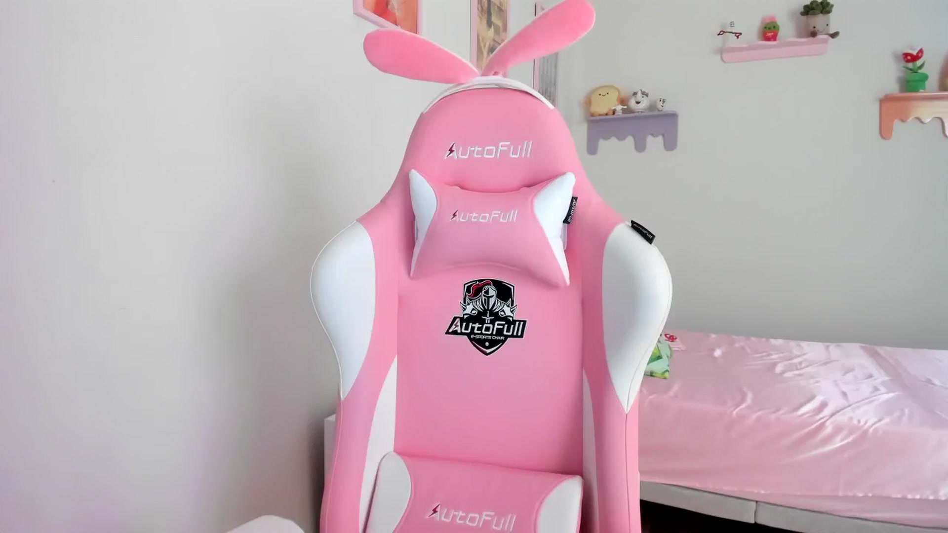 Gallery image thumbnail from Cherrycute666's myfreecams stream on, 08/09/2023, 17:34 image 19 of 20
