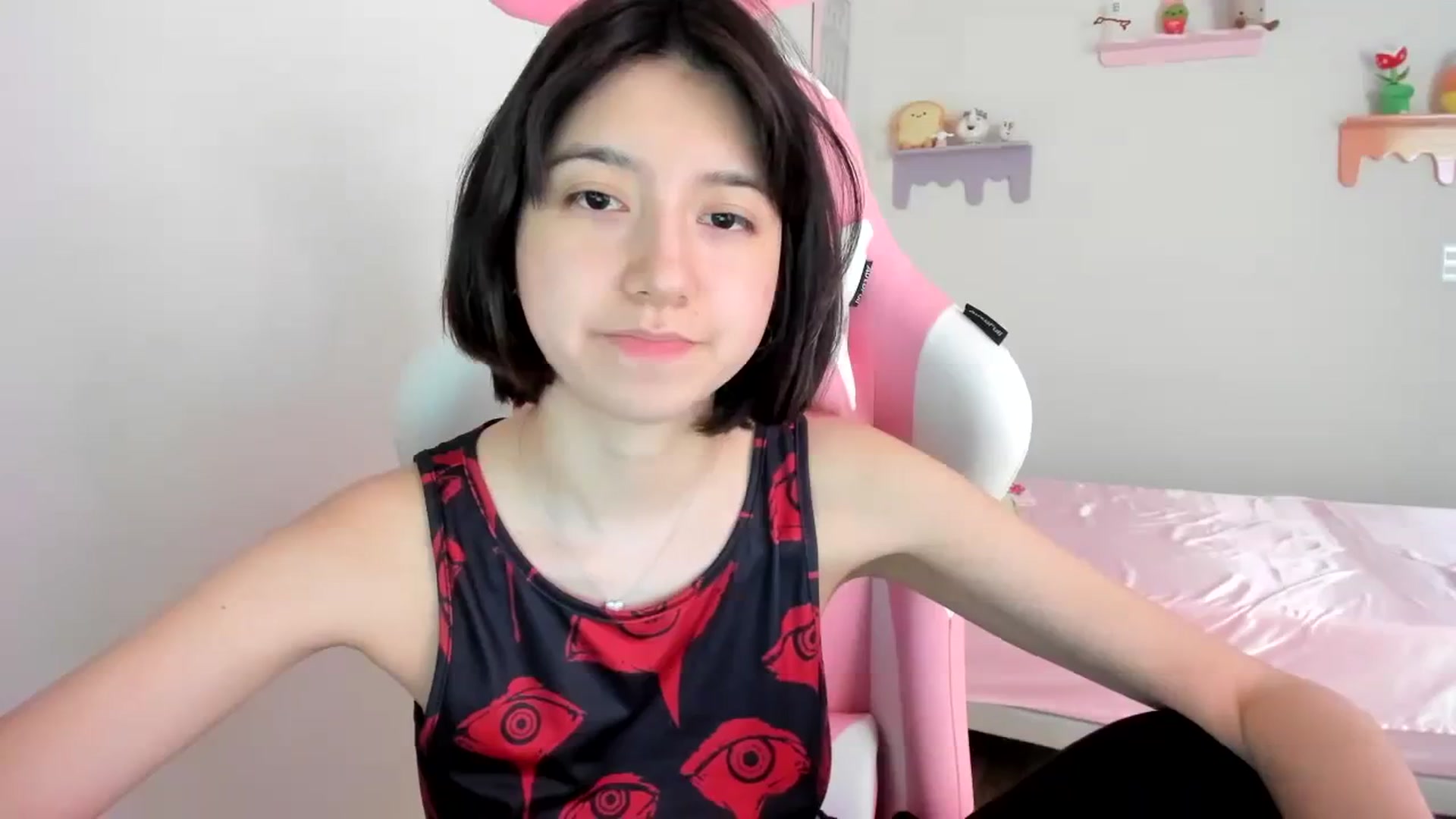 Gallery image thumbnail from Cherrycute666's myfreecams stream on, 08/09/2023, 17:34 image 5 of 20
