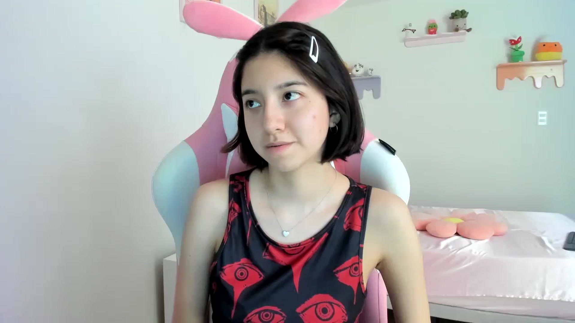 Gallery image thumbnail from Cherrycute666's myfreecams stream on, 08/09/2023, 20:43 image 7 of 20