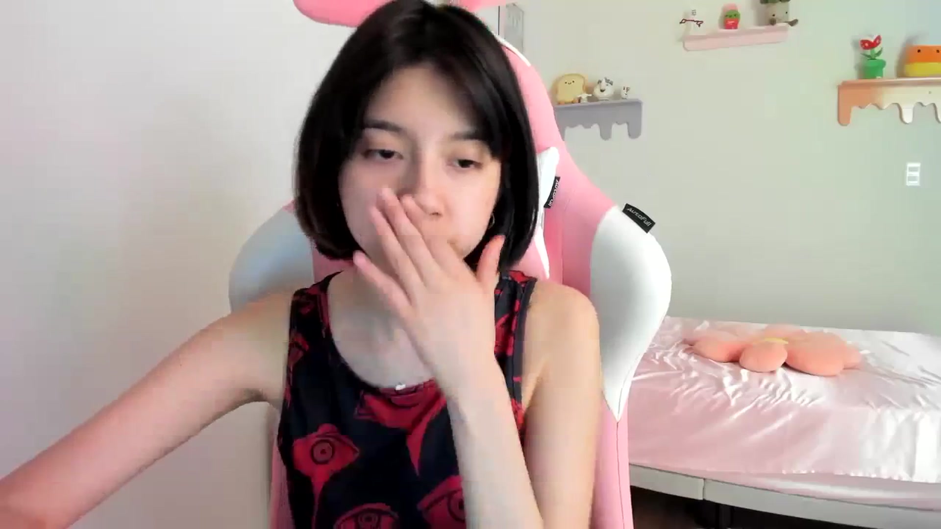 Gallery image thumbnail from Cherrycute666's myfreecams stream on, 08/09/2023, 22:40 image 11 of 20