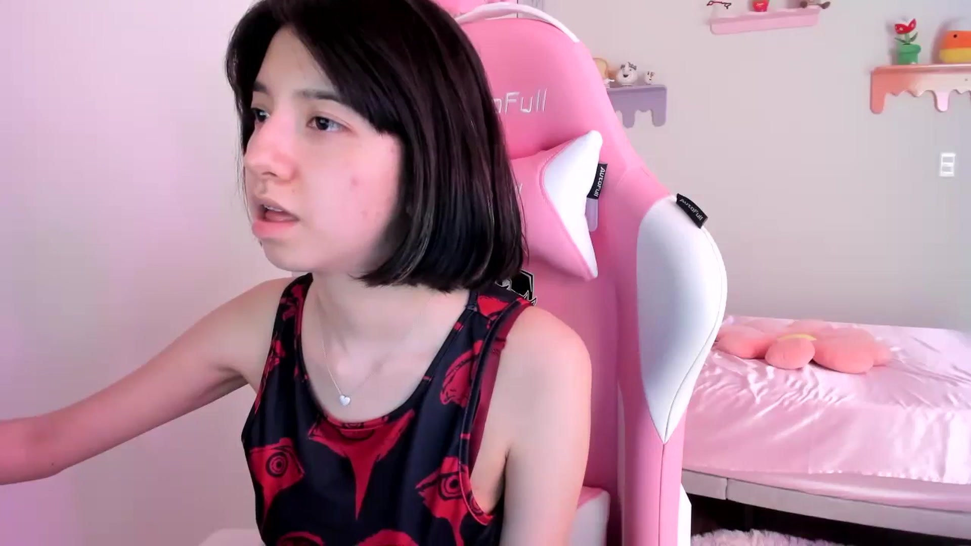 Gallery image thumbnail from Cherrycute666's myfreecams stream on, 08/09/2023, 22:40 image 14 of 20