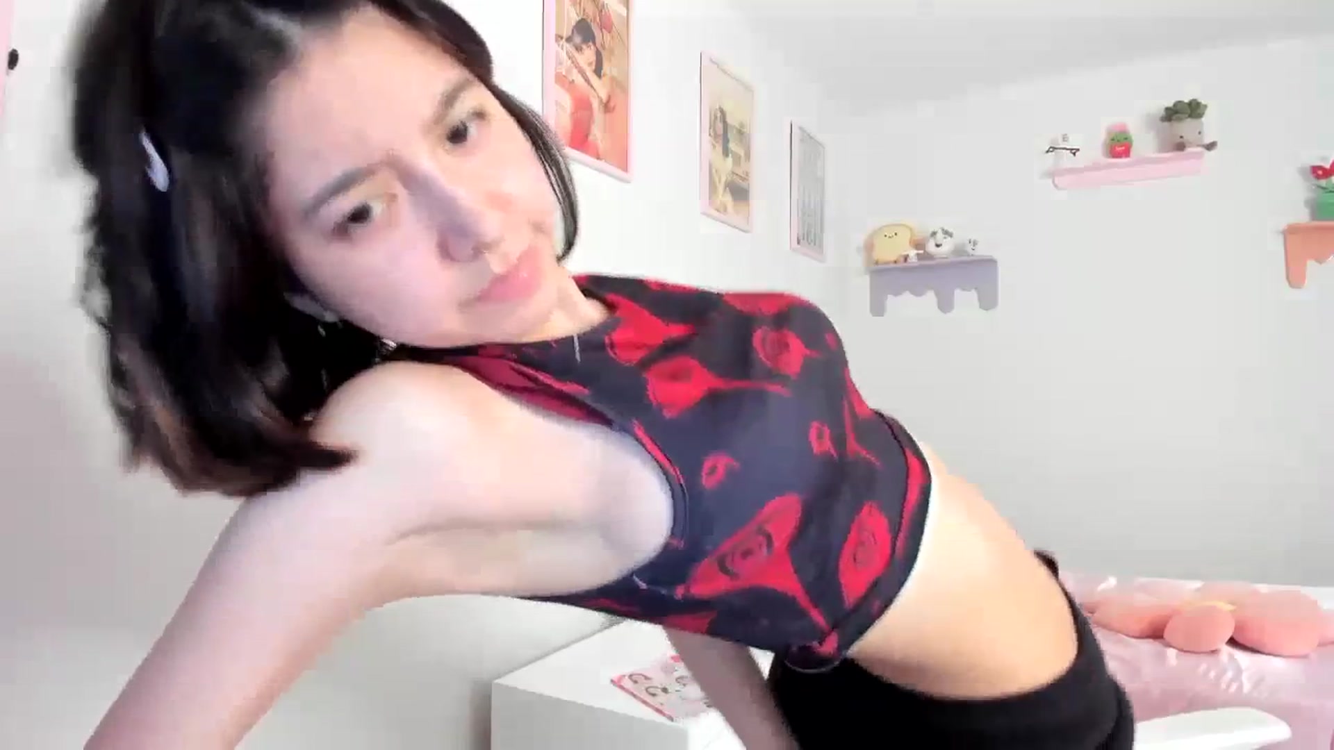 Gallery image thumbnail from Cherrycute666's myfreecams stream on, 08/10/2023, 01:41 image 5 of 20